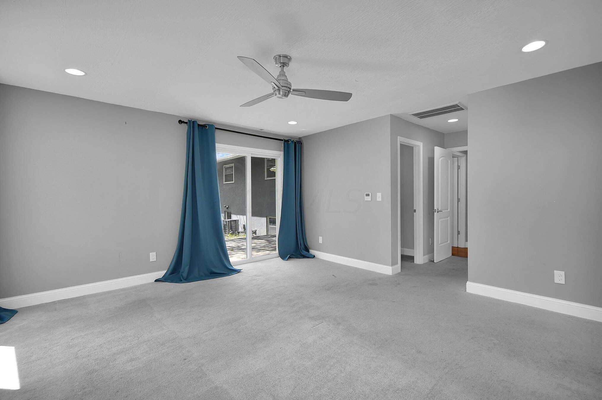 3254 Grey Fox Dr, Columbus OH 43230-1923 exterior