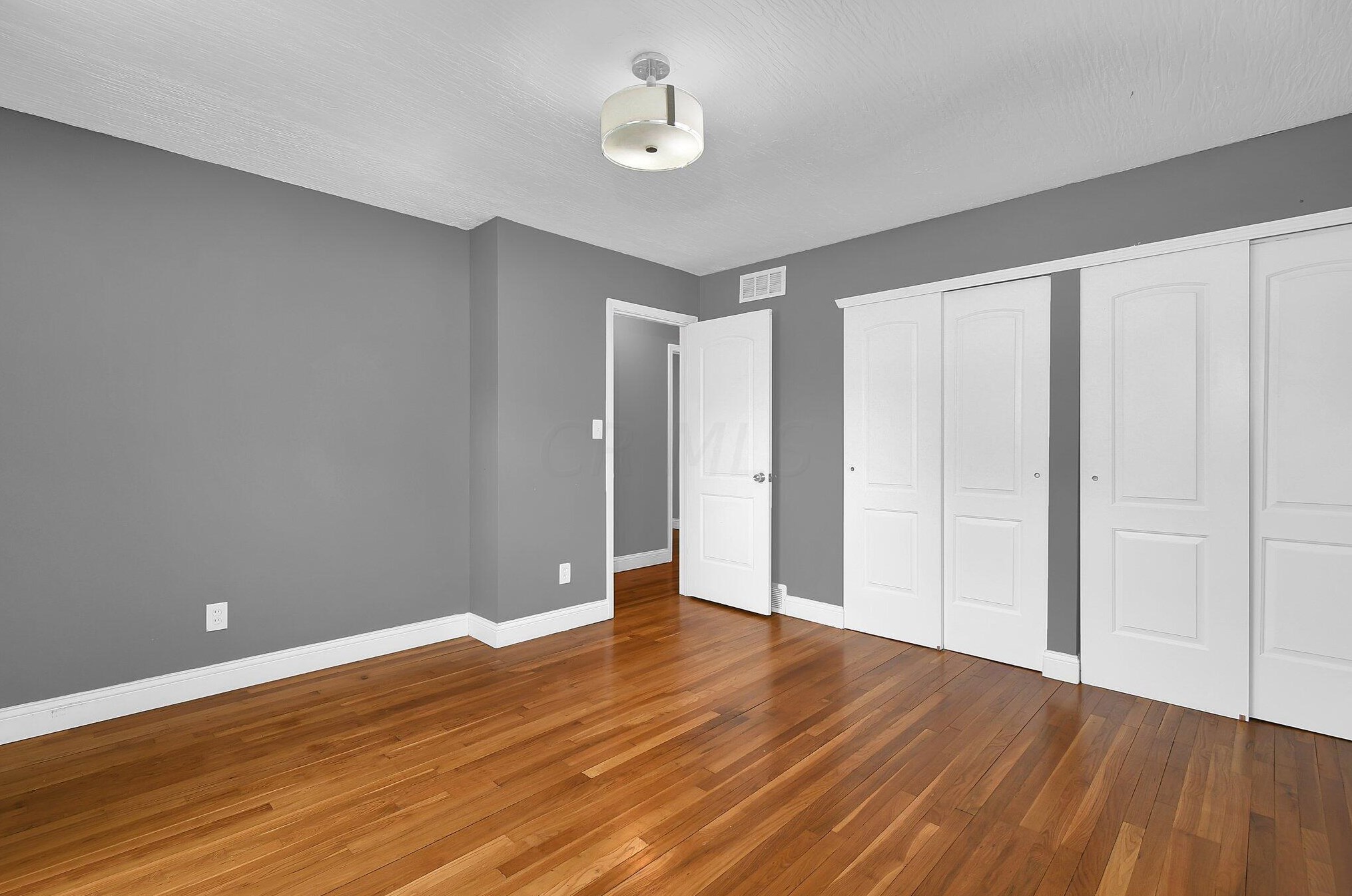 3254 Grey Fox Dr, Columbus OH 43230-1923 exterior