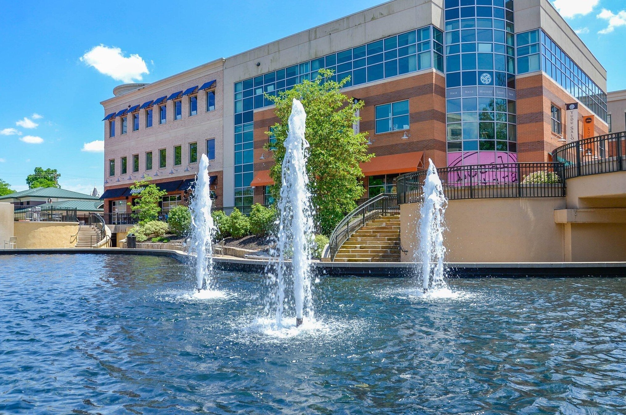 3254 Grey Fox Dr, Columbus OH 43230-1923 exterior