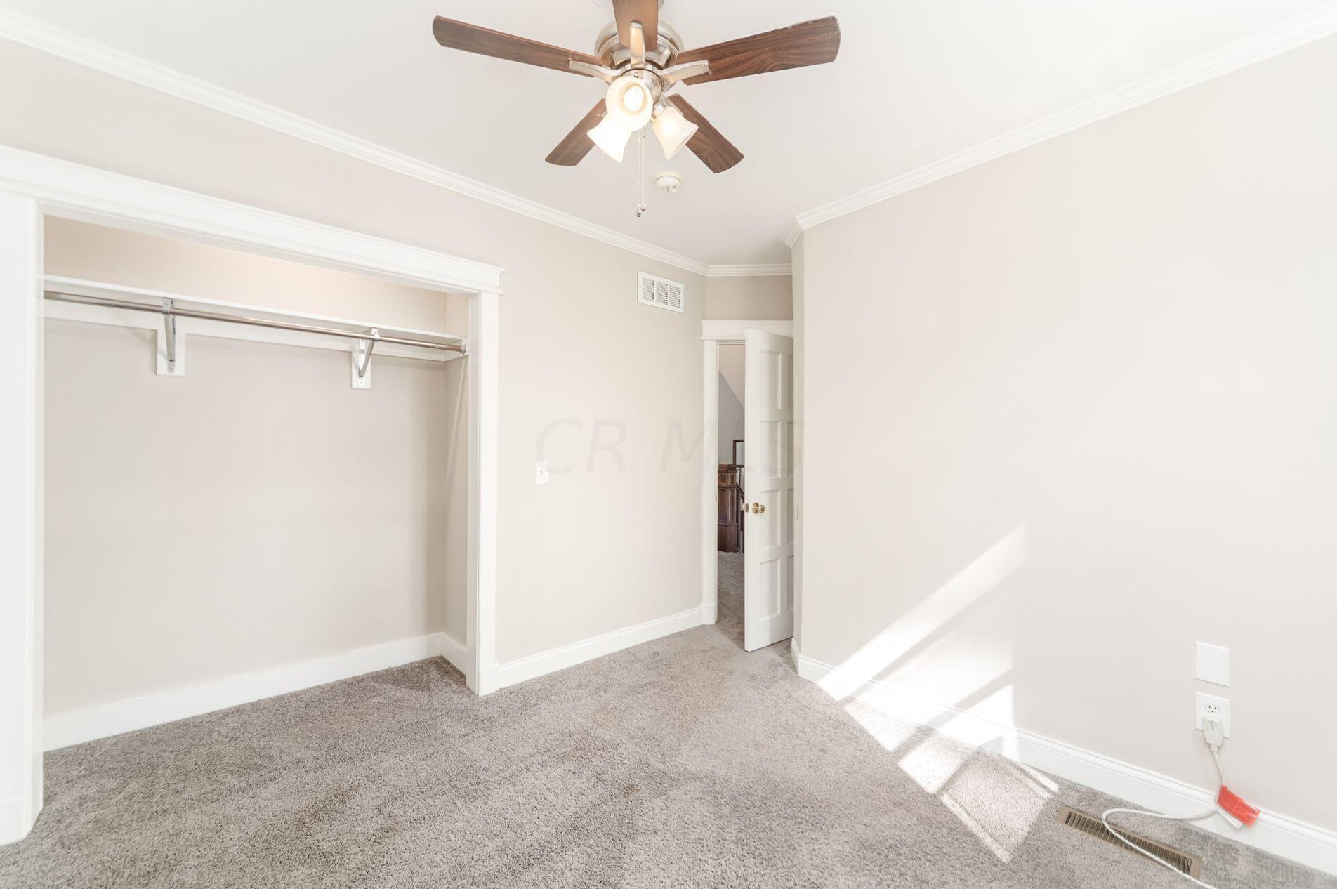 2390 Indianola Ave, Columbus OH  43202-3013 exterior