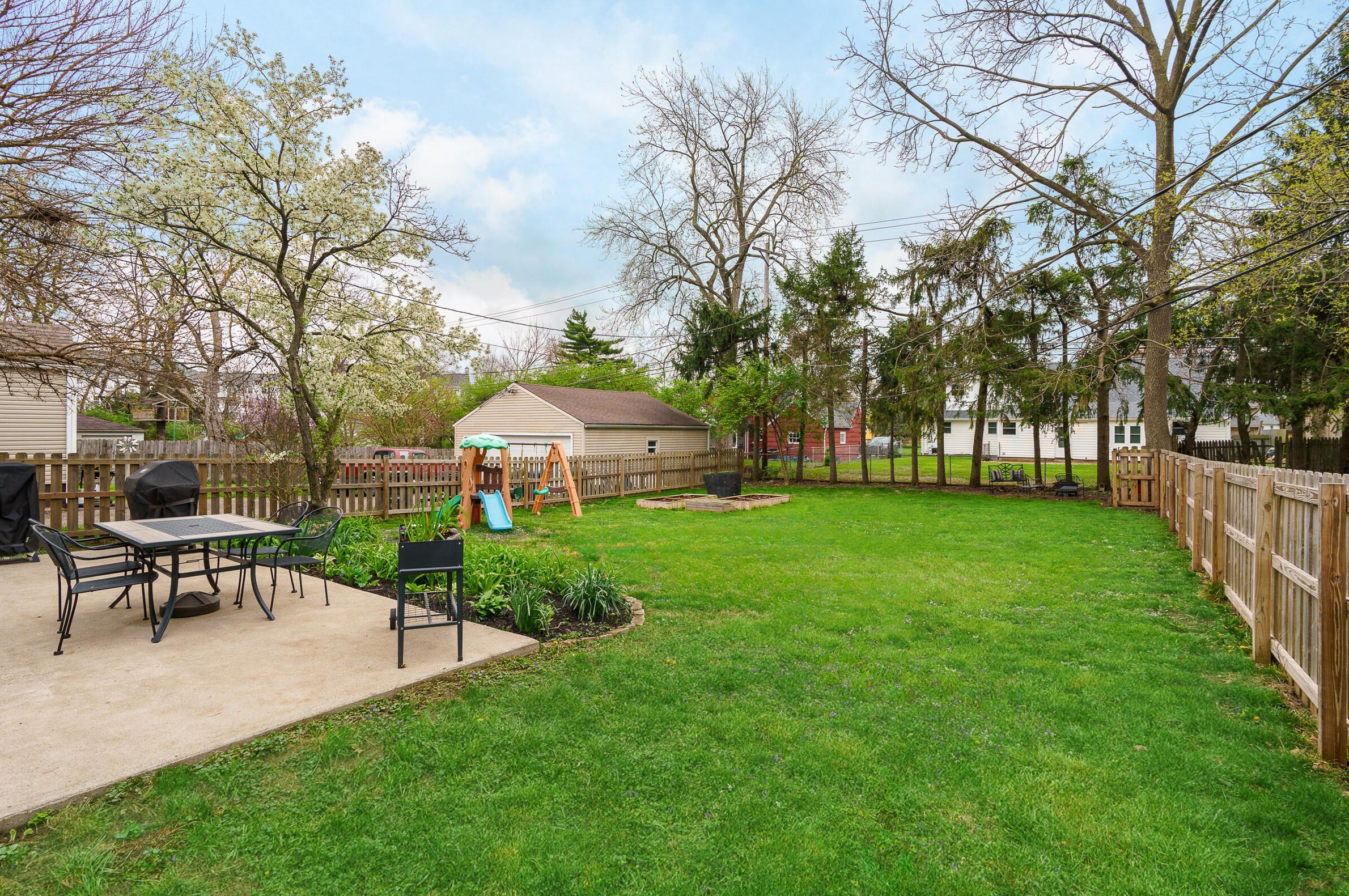 2605 Livingston Ave, Columbus OH  43209-2944 exterior