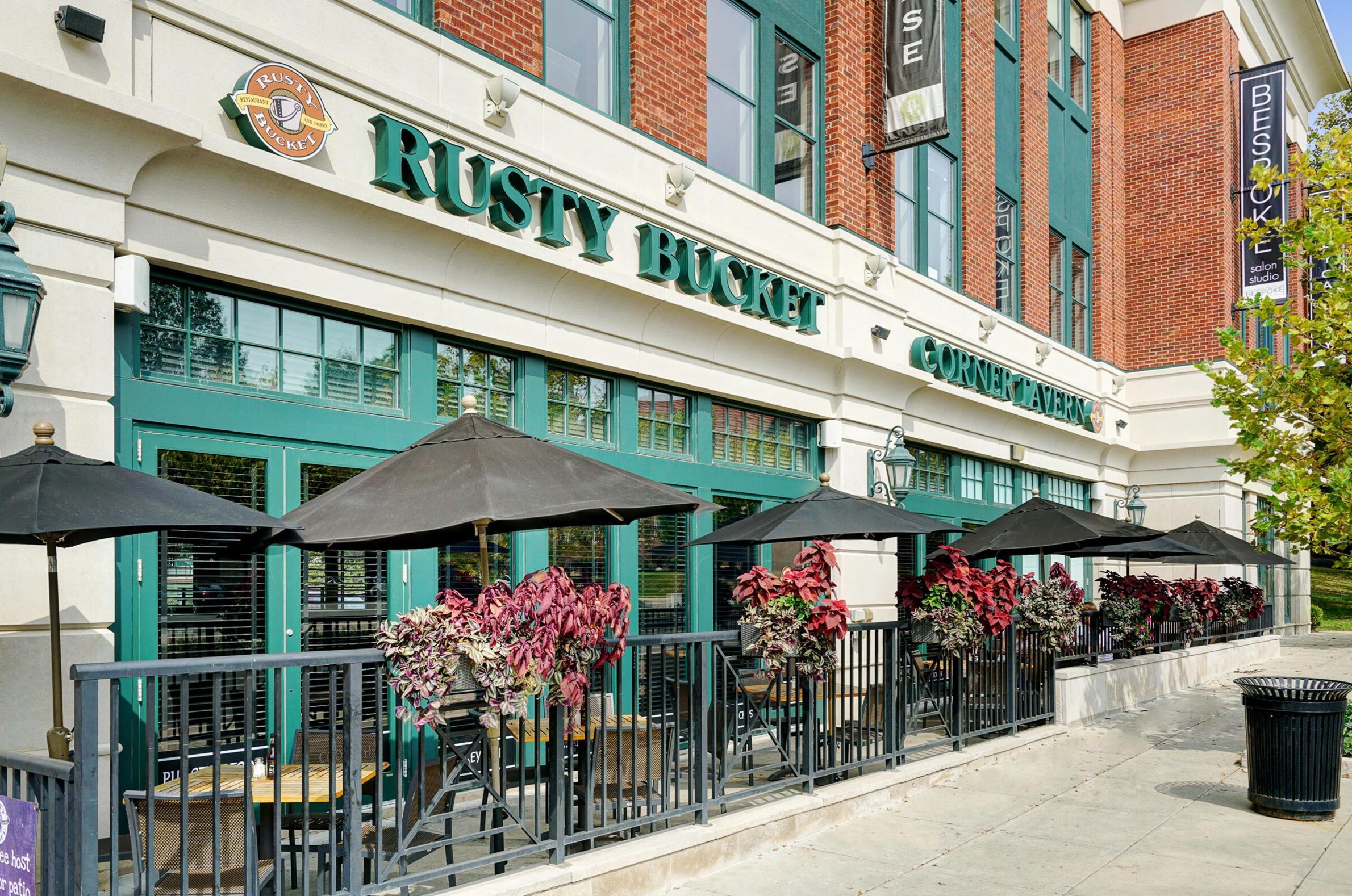 2605 Livingston Ave, Columbus OH  43209-2944 exterior