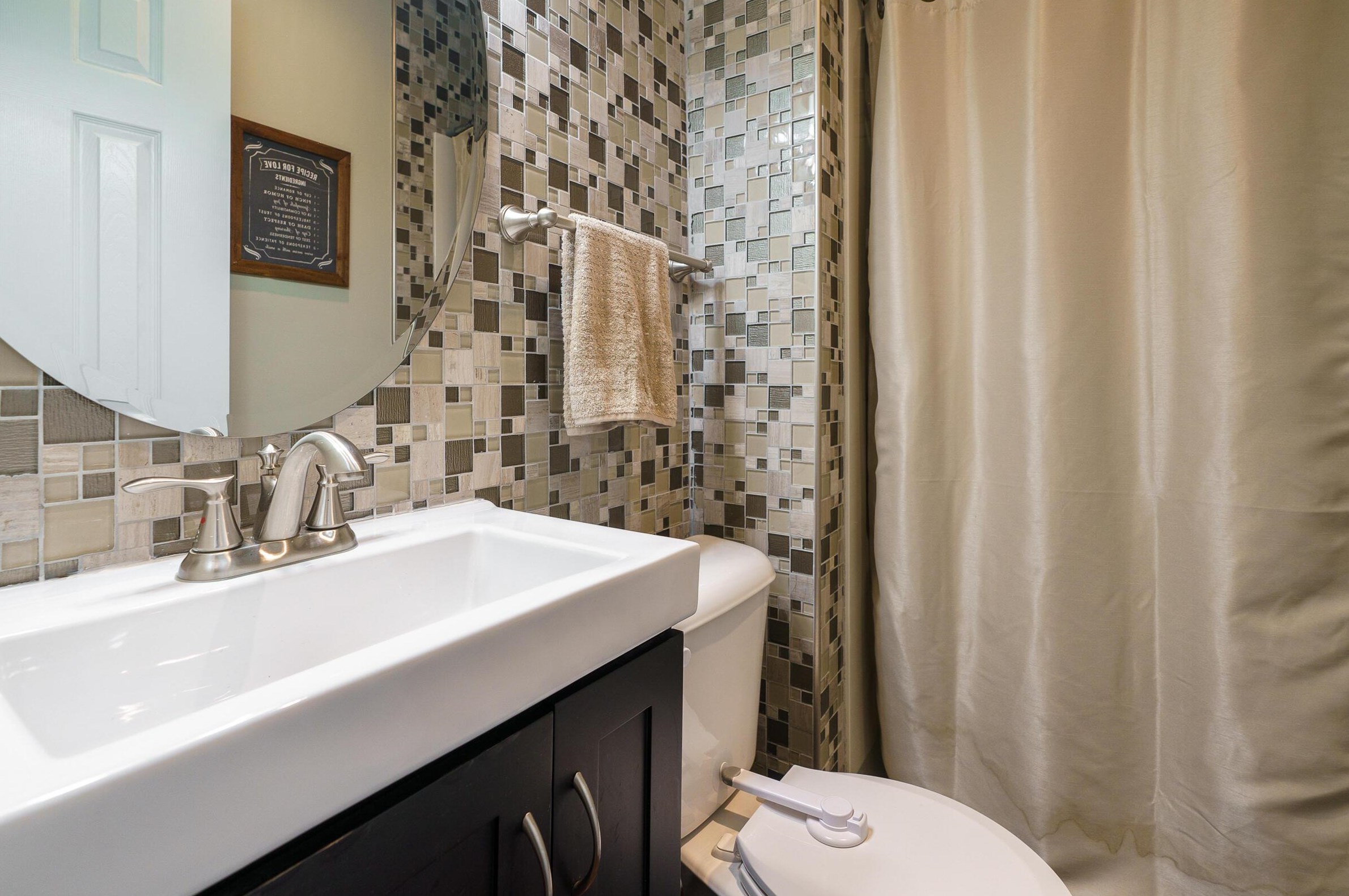 2605 Livingston Ave, Columbus OH  43209-2944 exterior