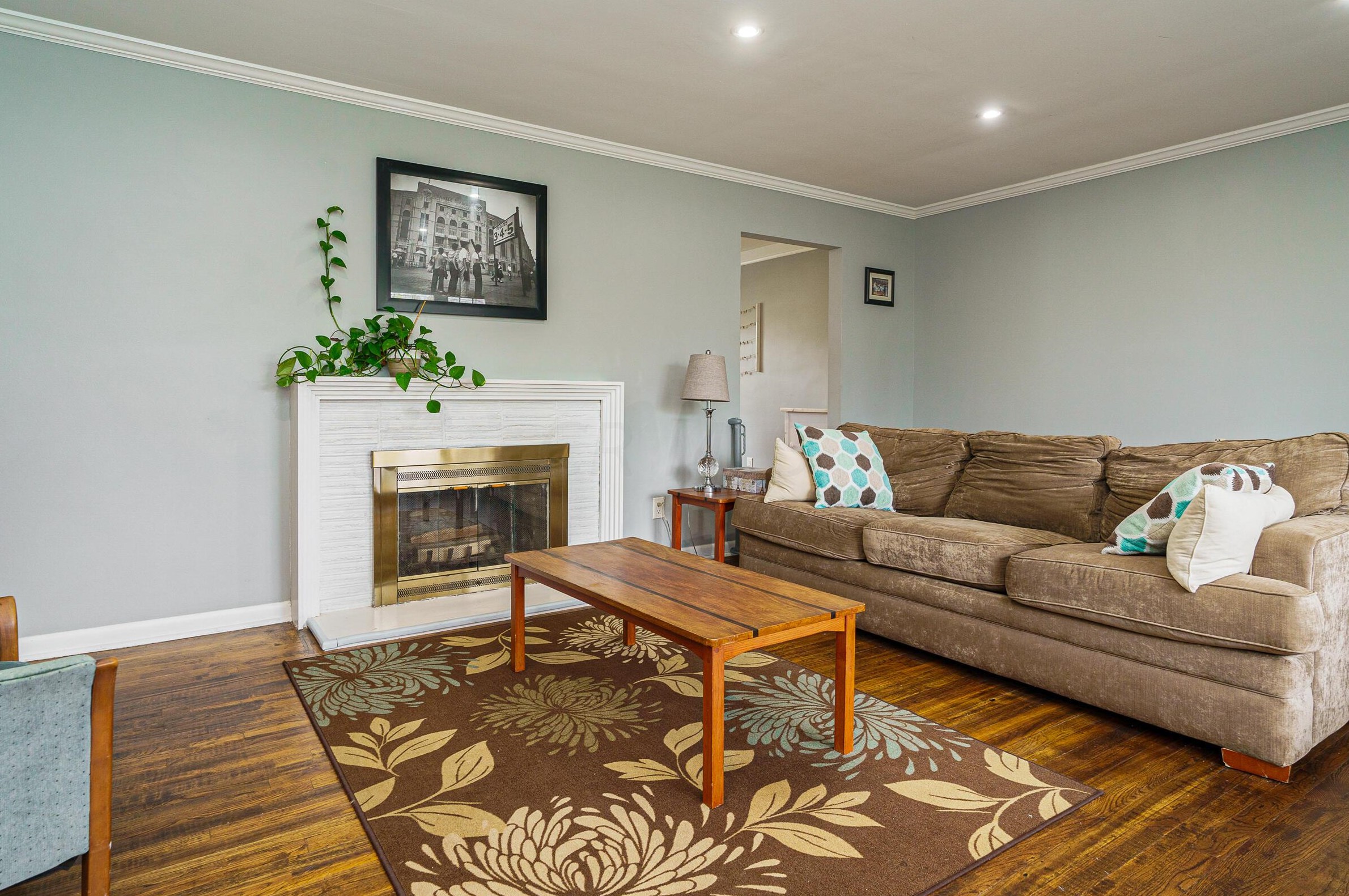 2605 Livingston Ave, Columbus OH  43209-2944 exterior