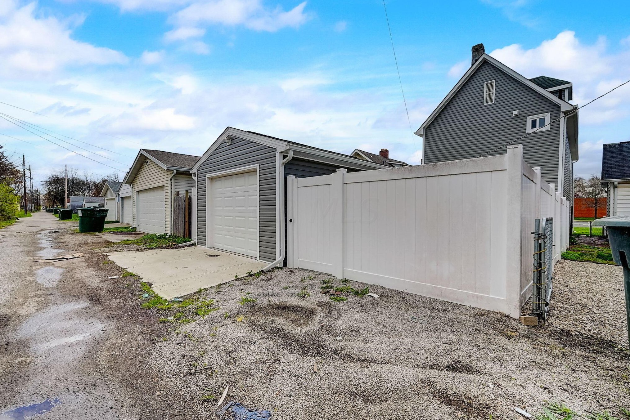 606 Stewart Ave, Columbus OH  43206-2884 exterior