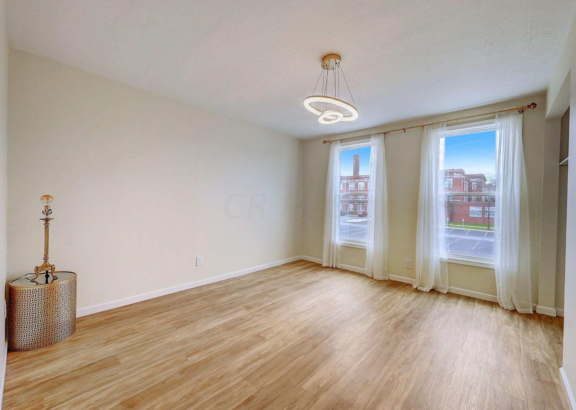 606 Stewart Ave, Columbus OH  43206-2884 exterior