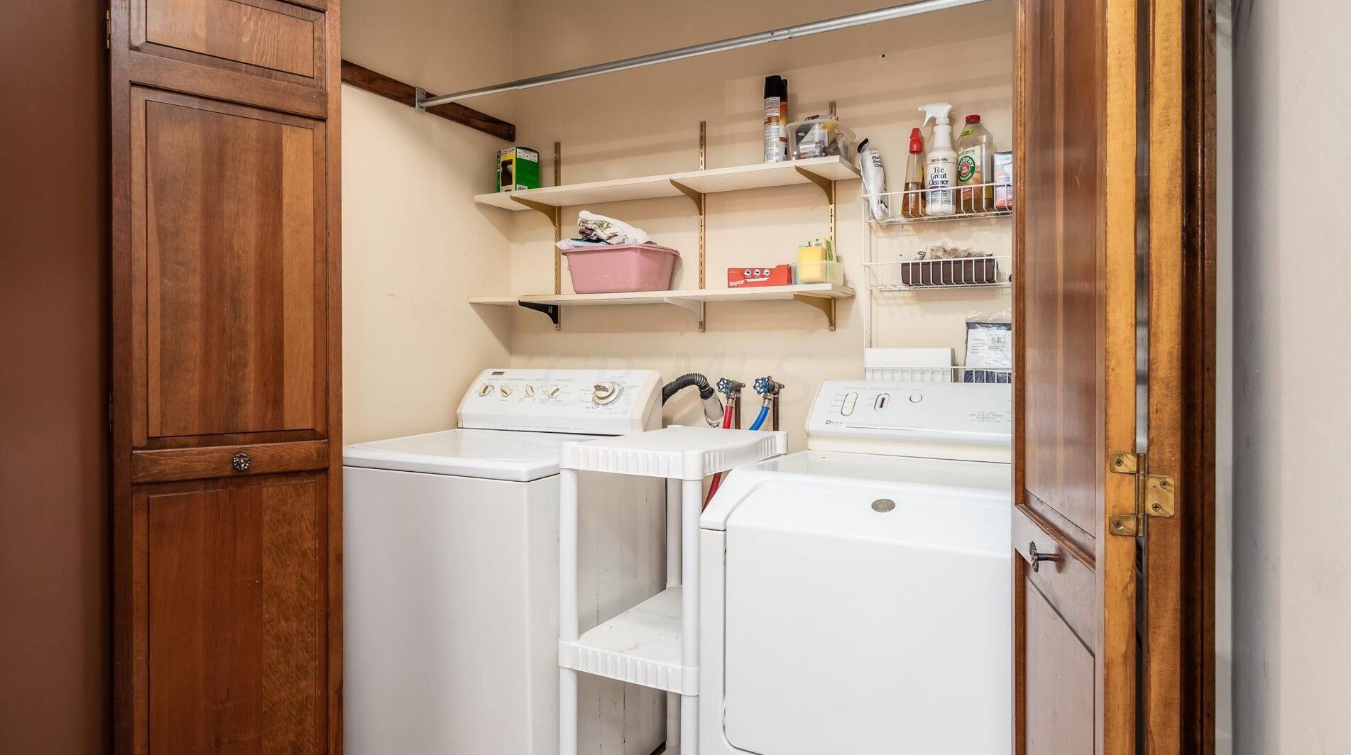 1580 Parkland Dr, Lancaster OH  43130-9790 exterior