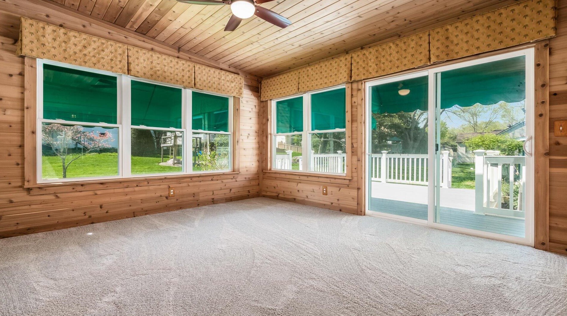 1580 Parkland Dr, Lancaster OH  43130-9790 exterior