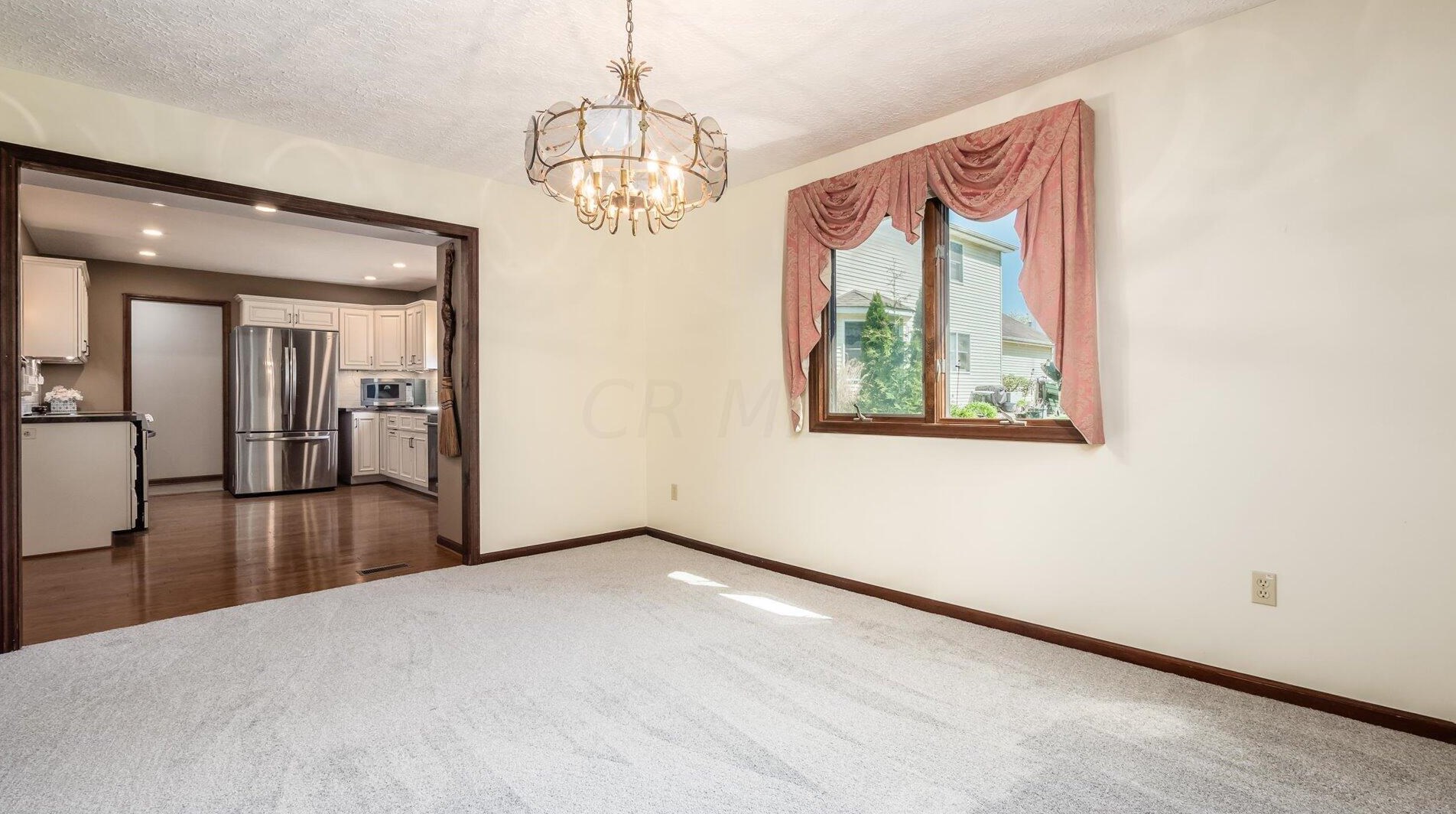 1580 Parkland Dr, Lancaster OH  43130-9790 exterior