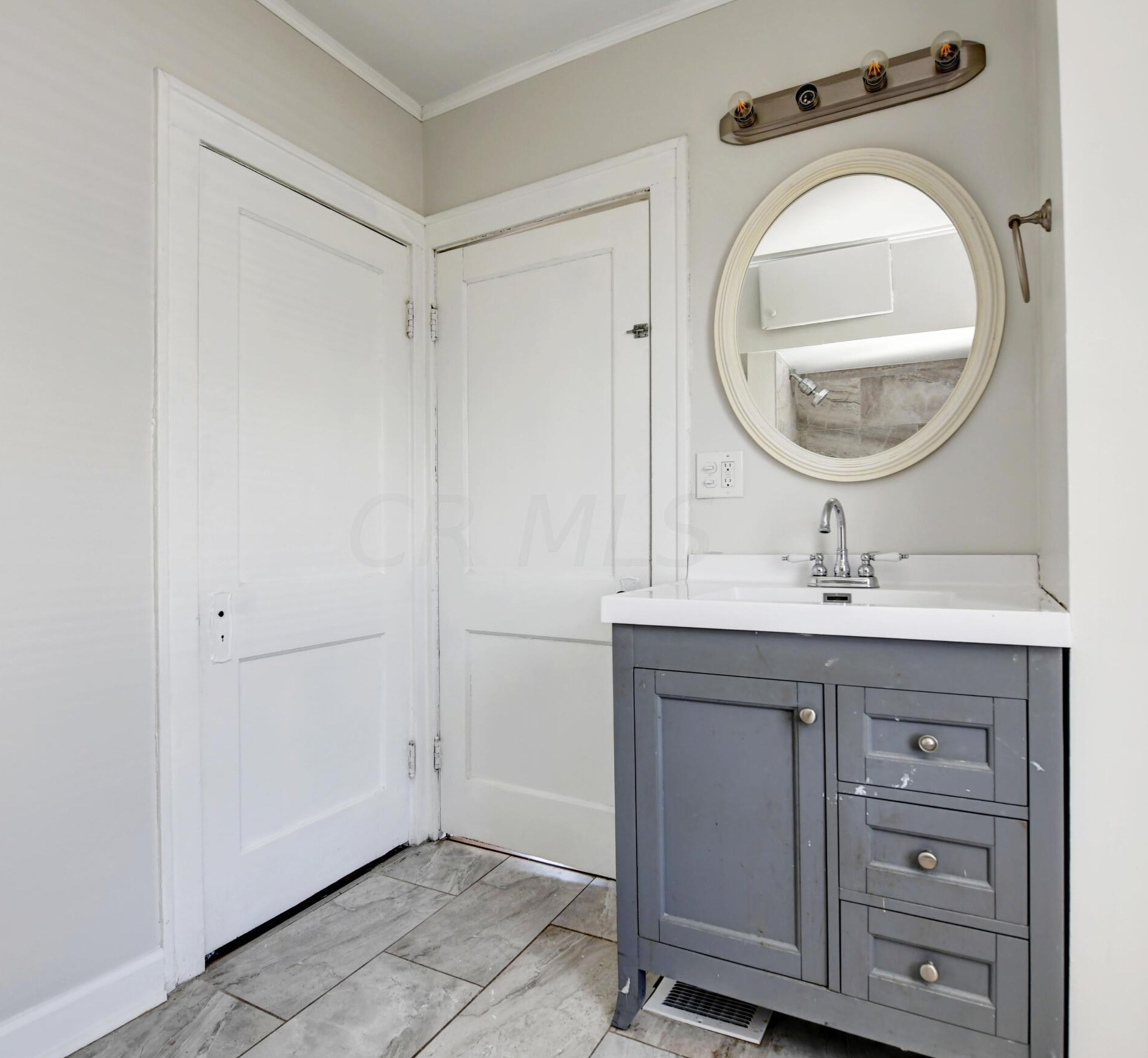 58 Chase Ave, Columbus OH  43204-2601 exterior