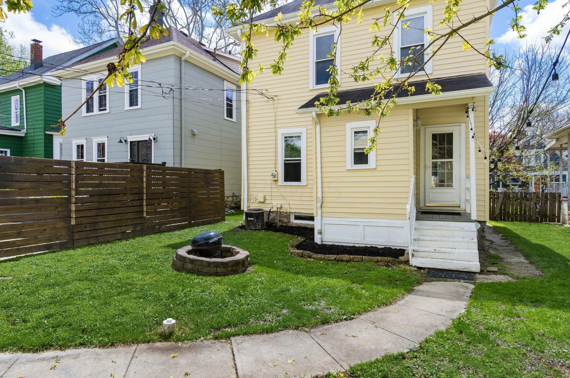 188 Maynard Ave, Columbus OH  43202-3057 exterior