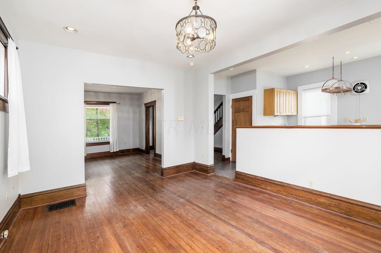 188 Maynard Ave, Columbus OH  43202-3057 exterior