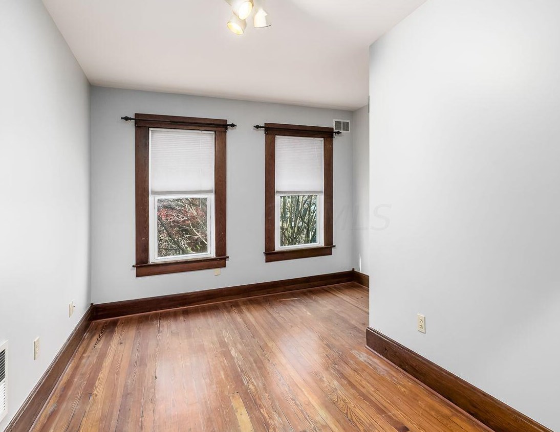 188 Maynard Ave, Columbus OH  43202-3057 exterior