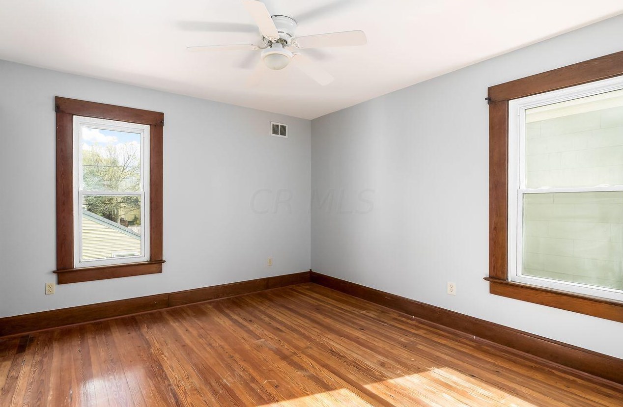 188 Maynard Ave, Columbus OH  43202-3057 exterior