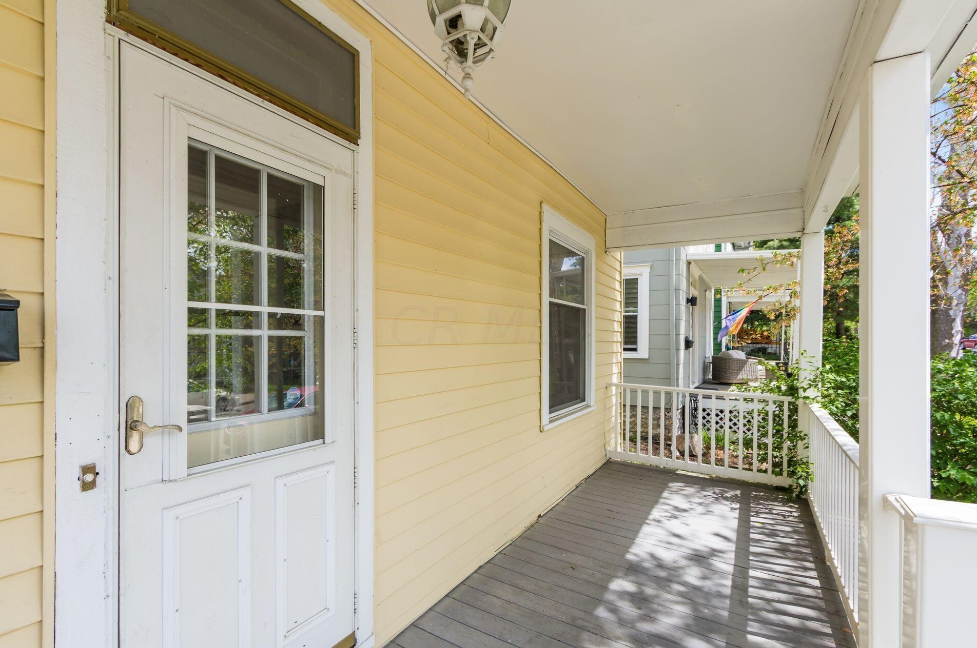 188 Maynard Ave, Columbus OH  43202-3057 exterior