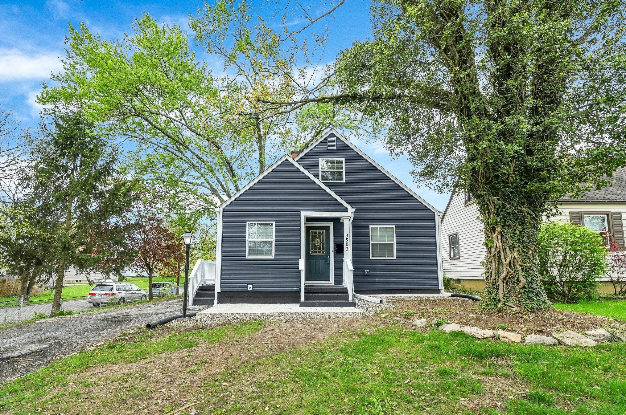 3503 Norwood St, Columbus OH  43224-3423 exterior