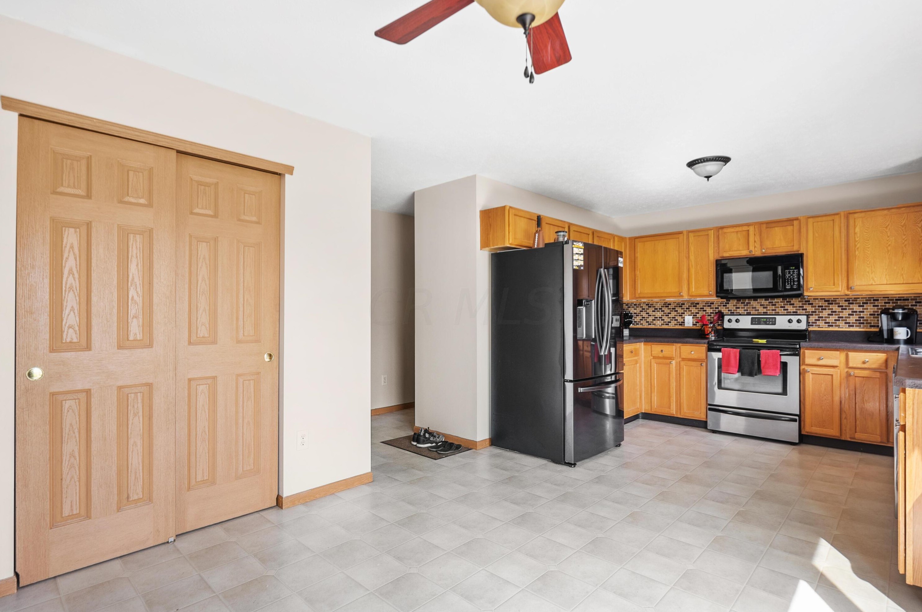 8741 Brenstuhl Park Dr, Blacklick OH  43004-7058 exterior