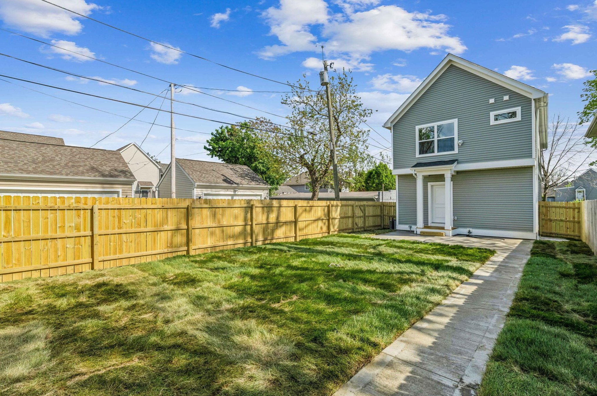 1100 Sycamore St, Columbus OH 43206-4411 exterior