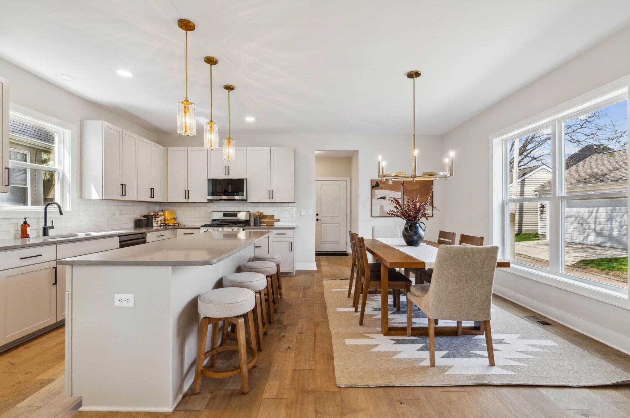 1100 Sycamore St, Columbus OH 43206-4411 exterior