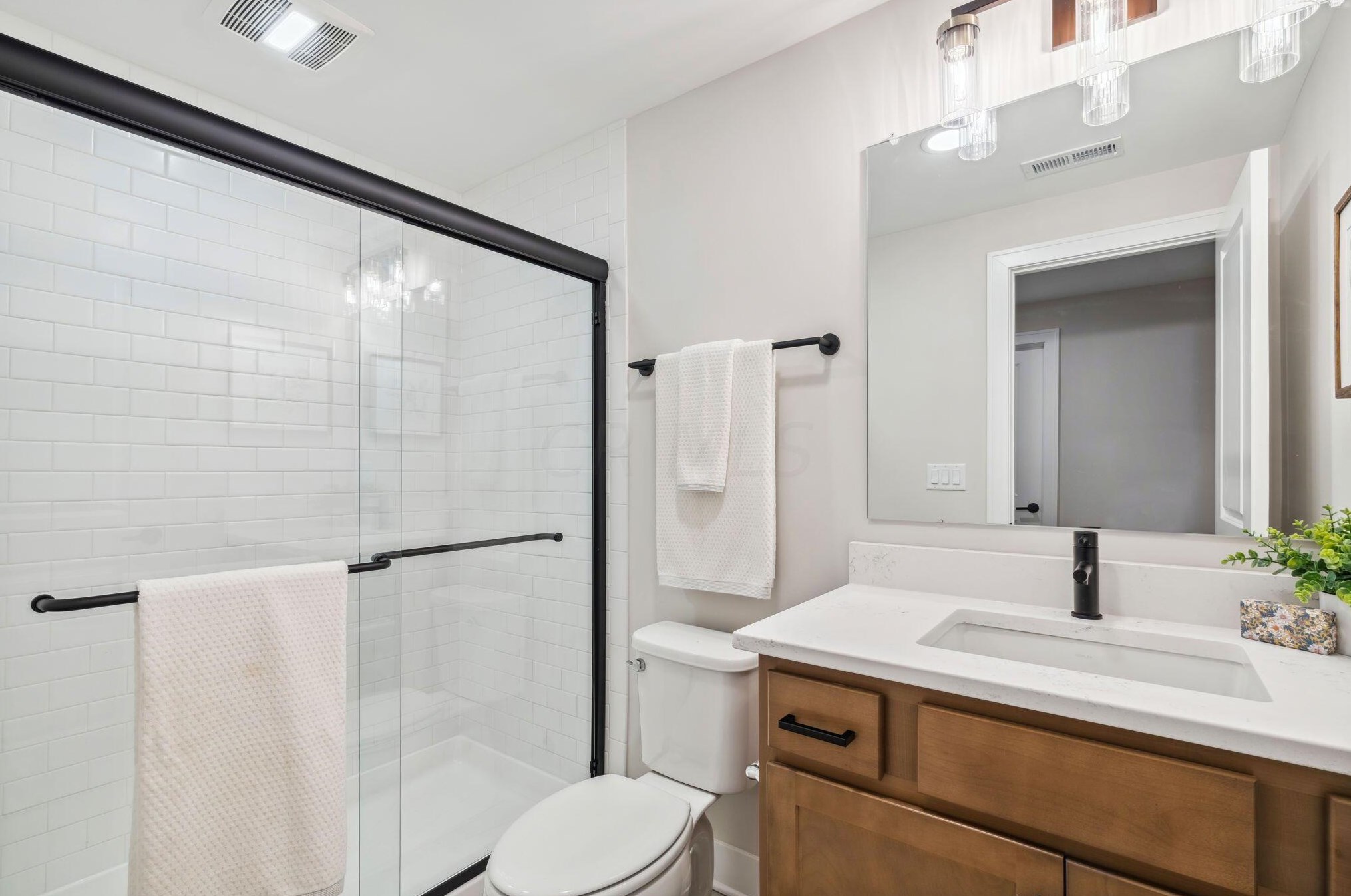 1100 Sycamore St, Columbus OH 43206-4411 exterior