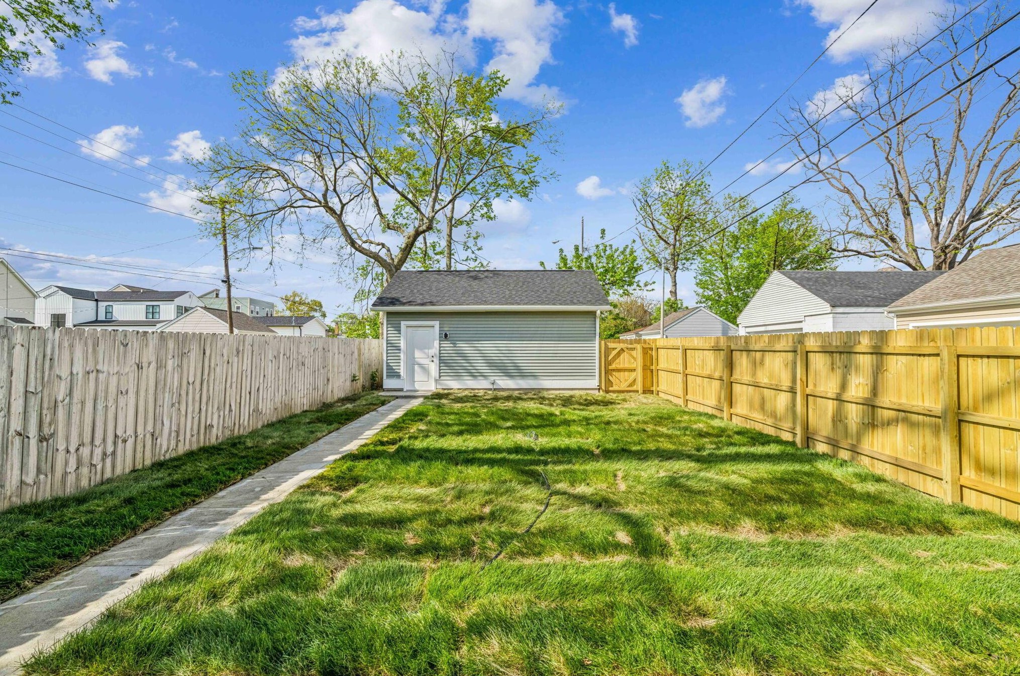 1100 Sycamore St, Columbus OH 43206-4411 exterior