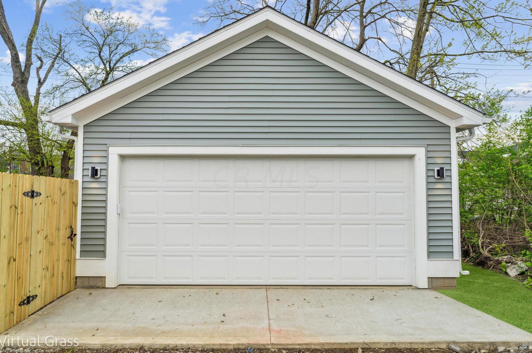 1100 Sycamore St, Columbus OH 43206-4411 exterior