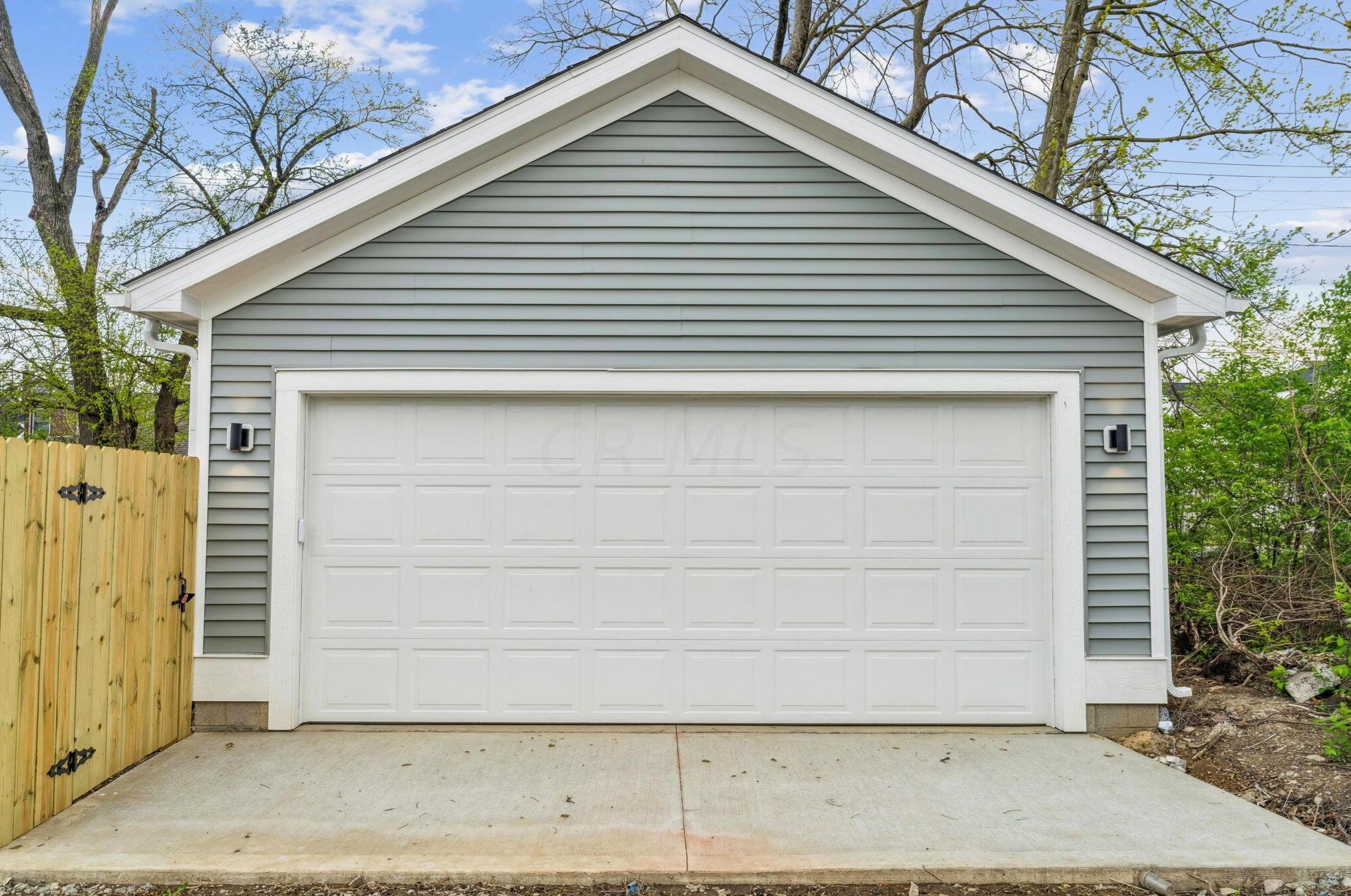 1100 Sycamore St, Columbus OH 43206-4411 exterior