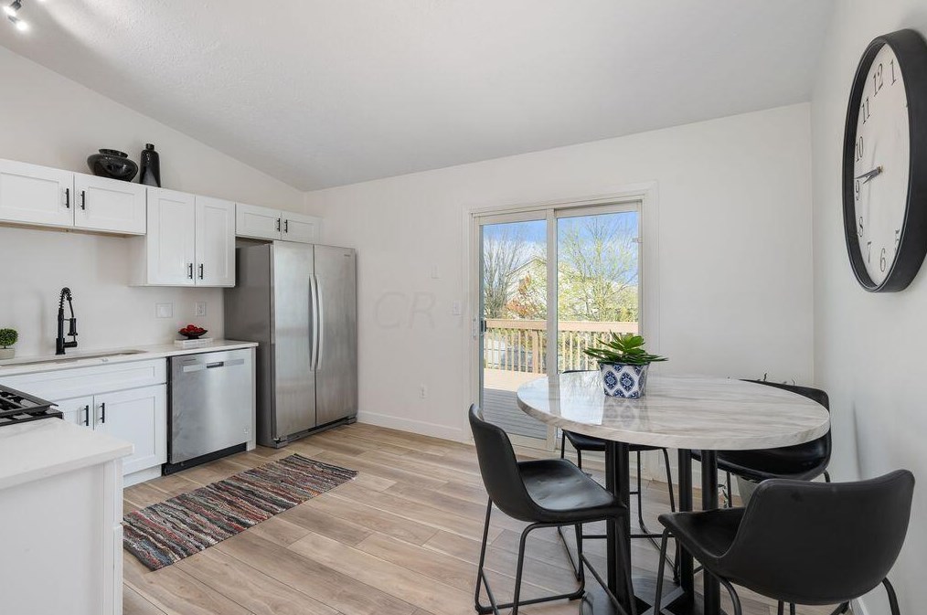 994 Bootman Dr, Columbus OH  43228-8203 exterior