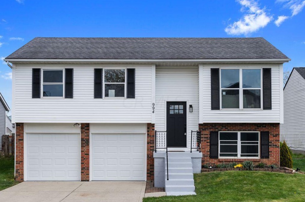 994 Bootman Dr, Columbus OH  43228-8203 exterior