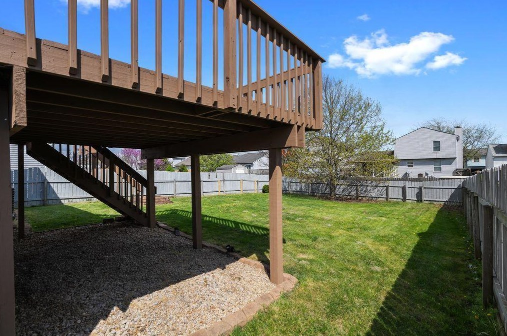 994 Bootman Dr, Columbus OH  43228-8203 exterior