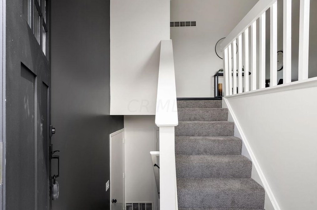 994 Bootman Dr, Columbus OH  43228-8203 exterior