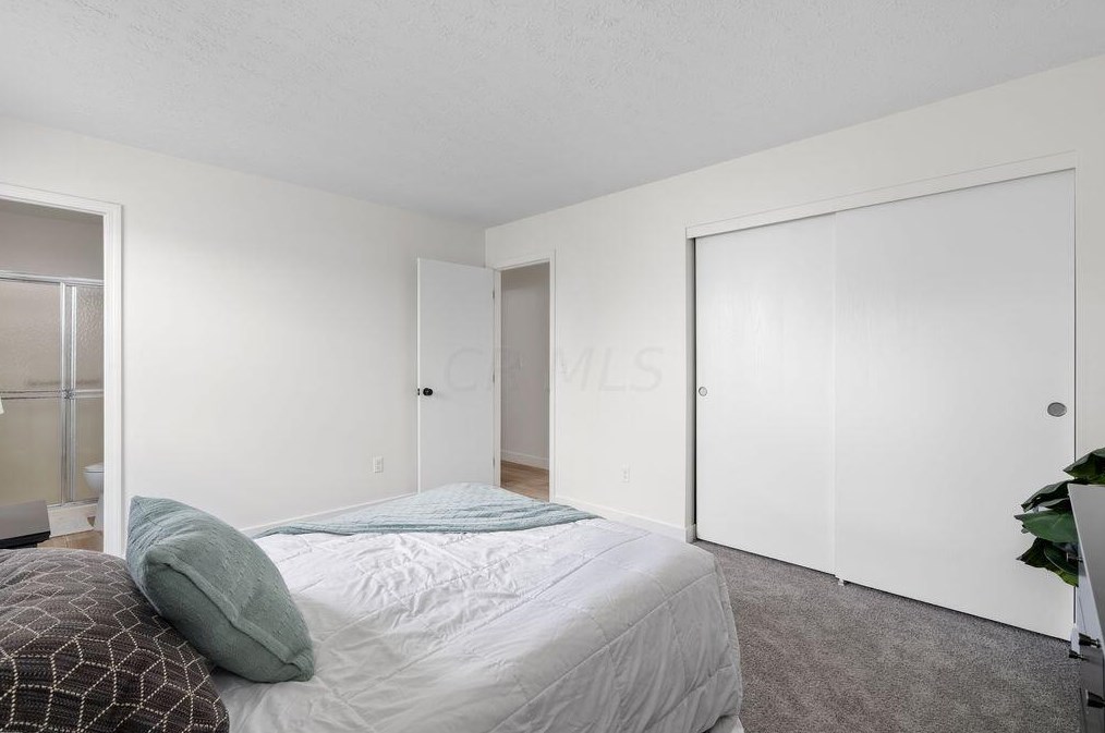 994 Bootman Dr, Columbus OH  43228-8203 exterior