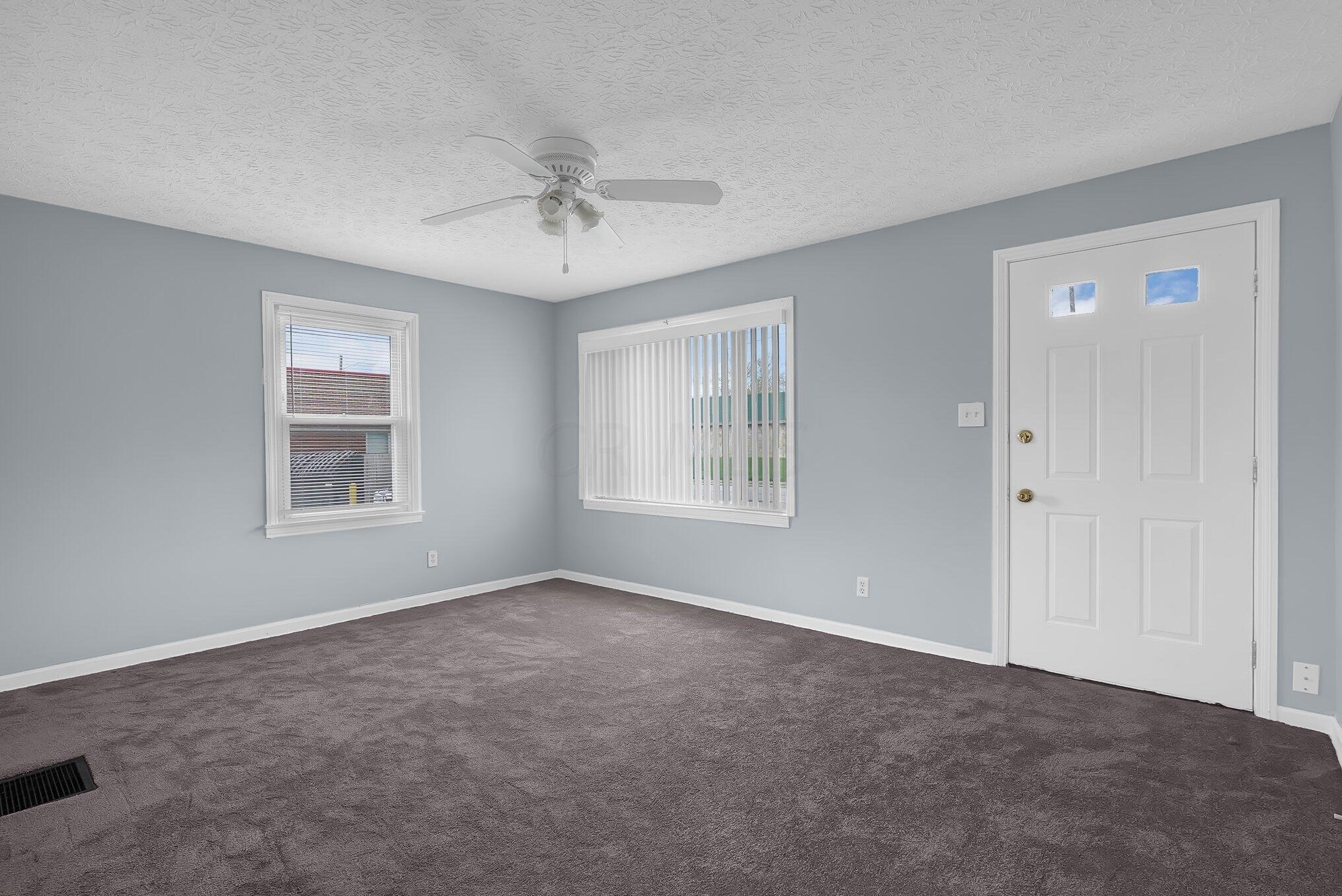 720 Hampton Rd, Columbus OH  43213-2730 exterior