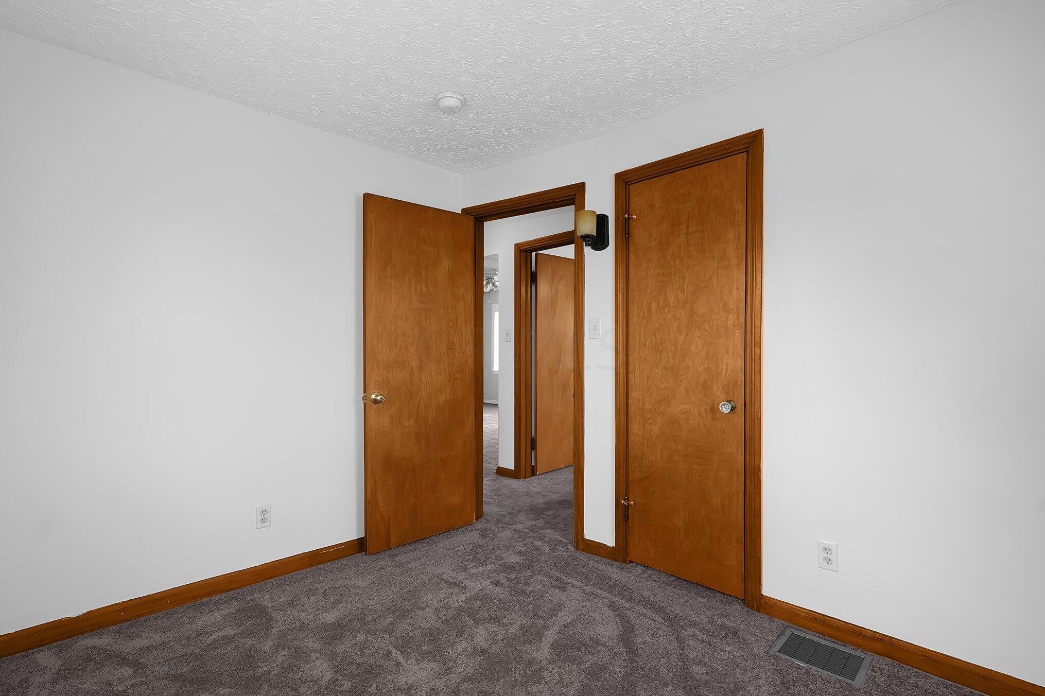 720 Hampton Rd, Columbus OH  43213-2730 exterior