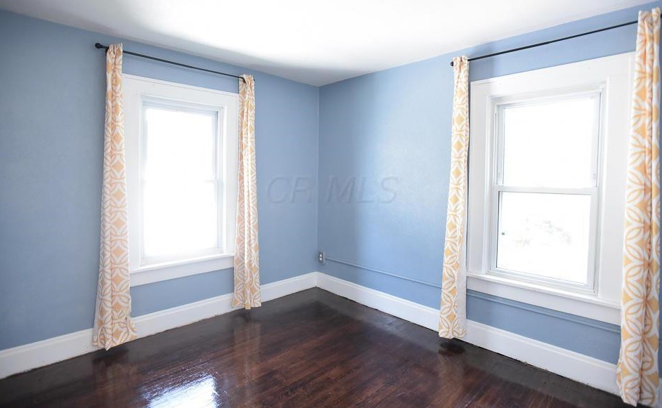 320 Welch Ave, Columbus OH 43207-1223 exterior