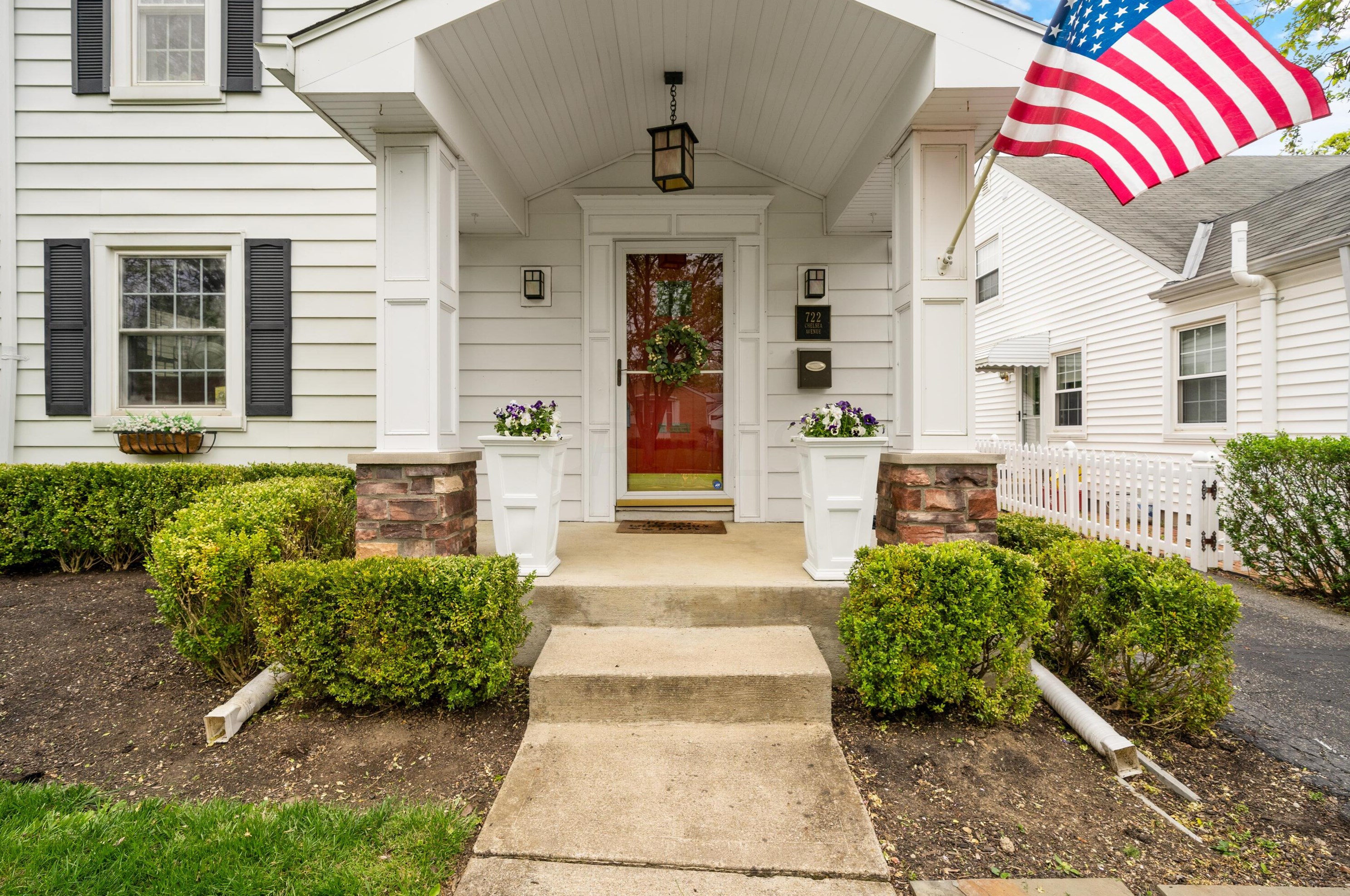 722 Chelsea Ave, Columbus OH  43209-2508 exterior