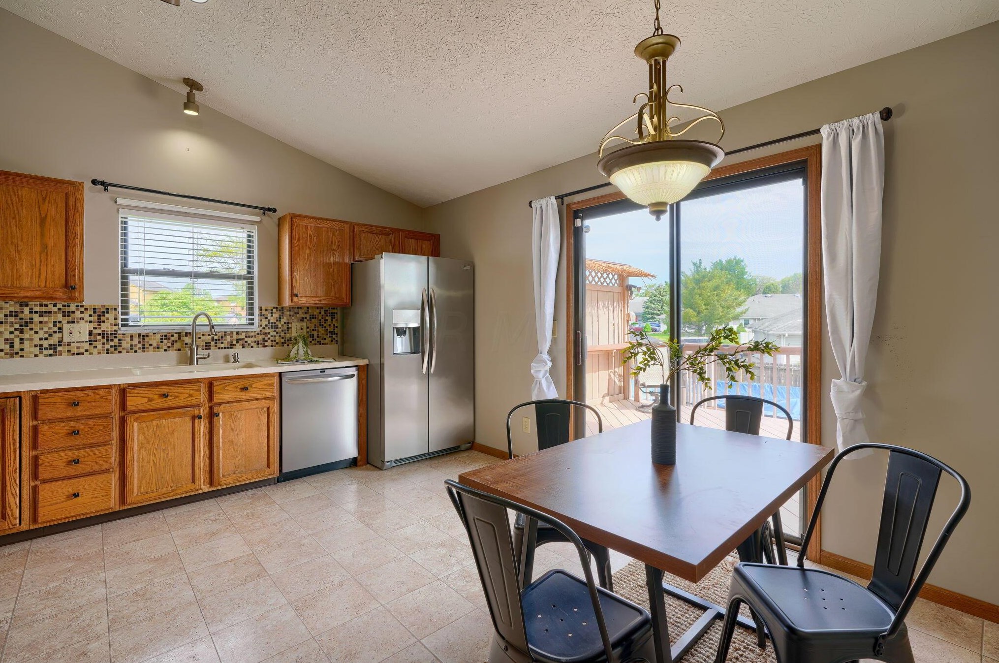 4686 Gilman Rd, Columbus OH  43228-6471 exterior