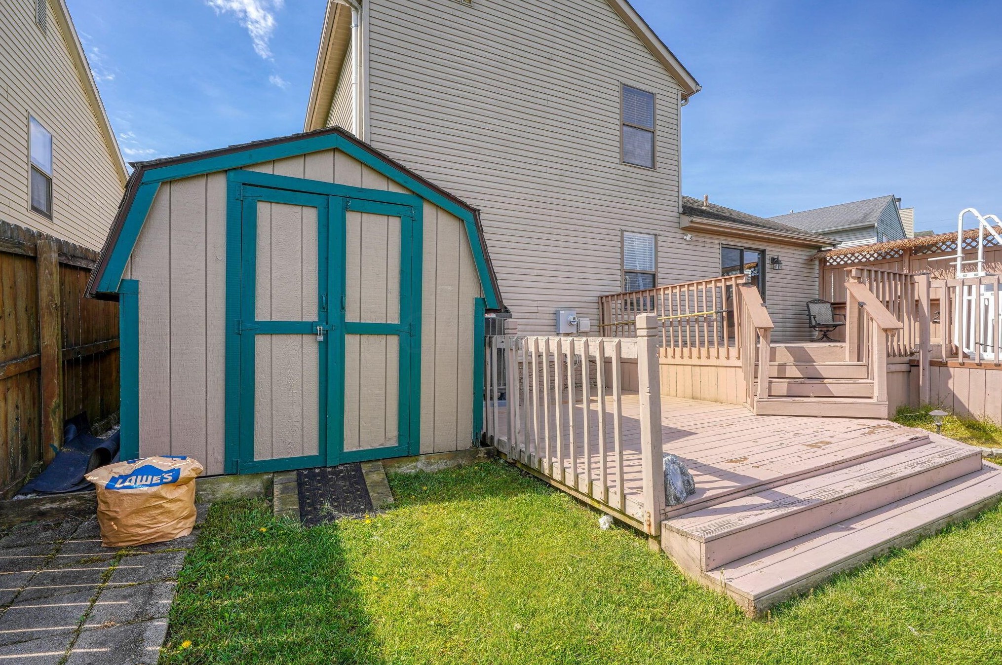 4686 Gilman Rd, Columbus OH  43228-6471 exterior