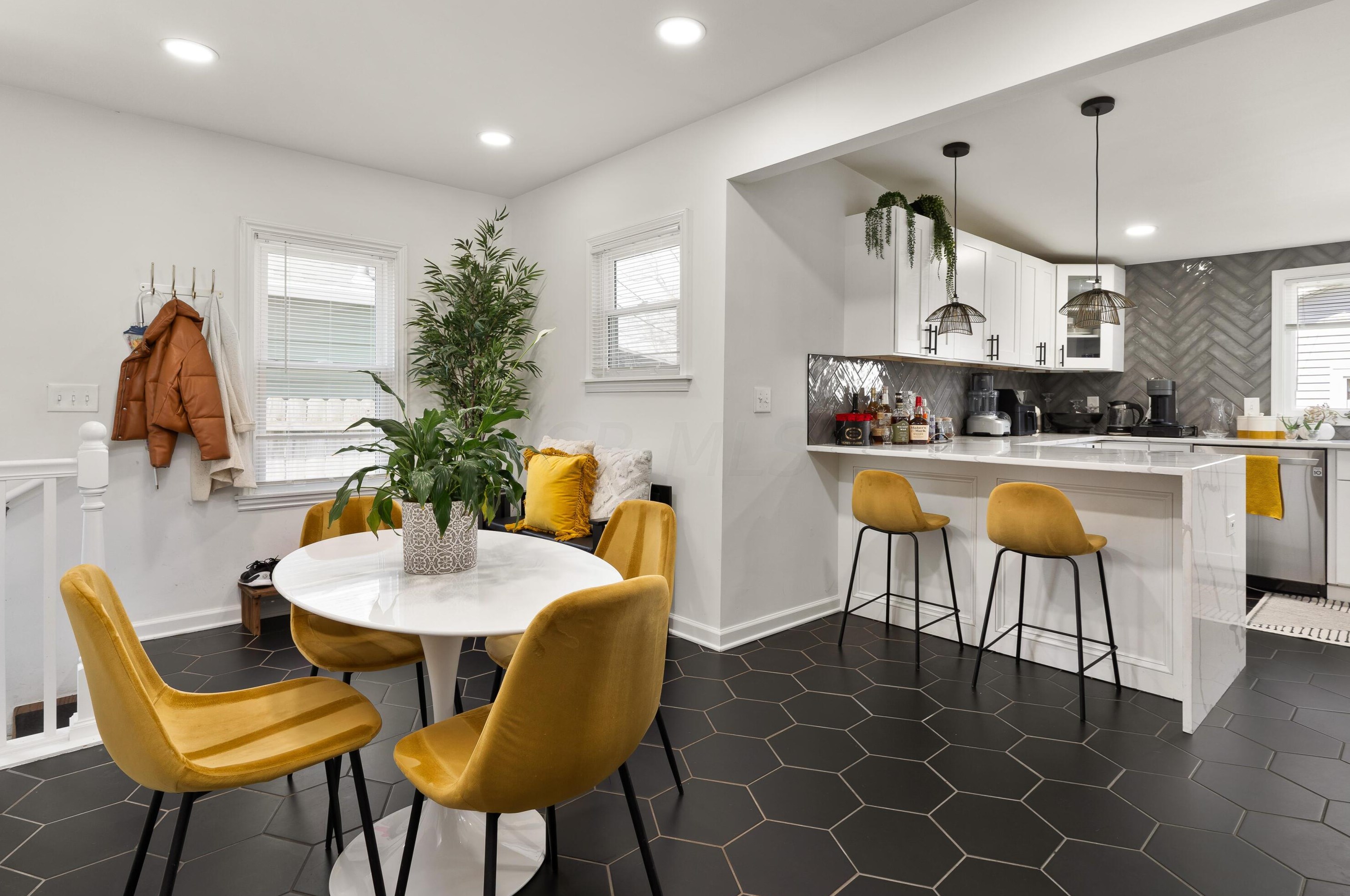 458 Beechwold Blvd, Columbus OH  43214-1802 exterior