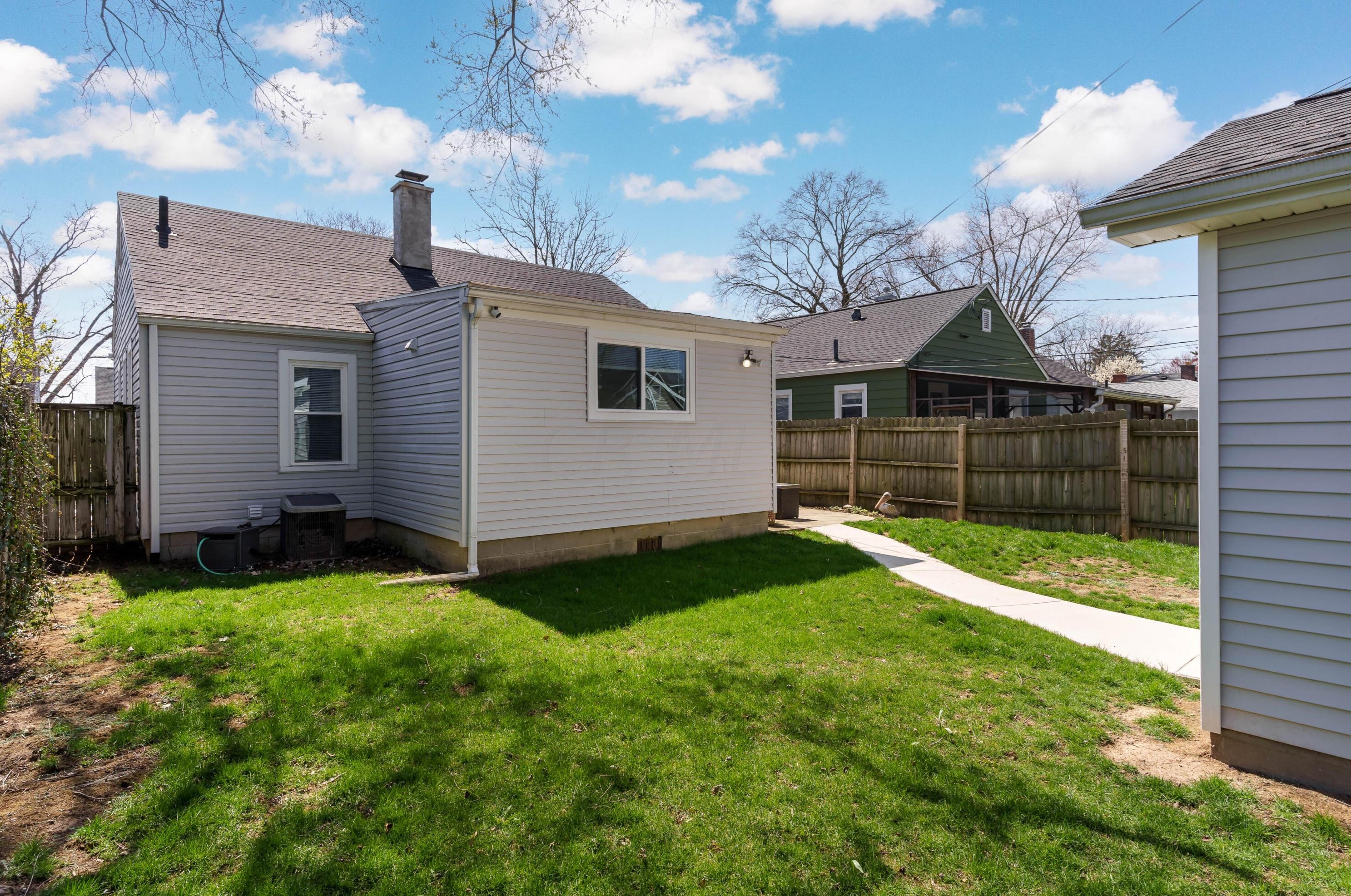 458 Beechwold Blvd, Columbus OH  43214-1802 exterior