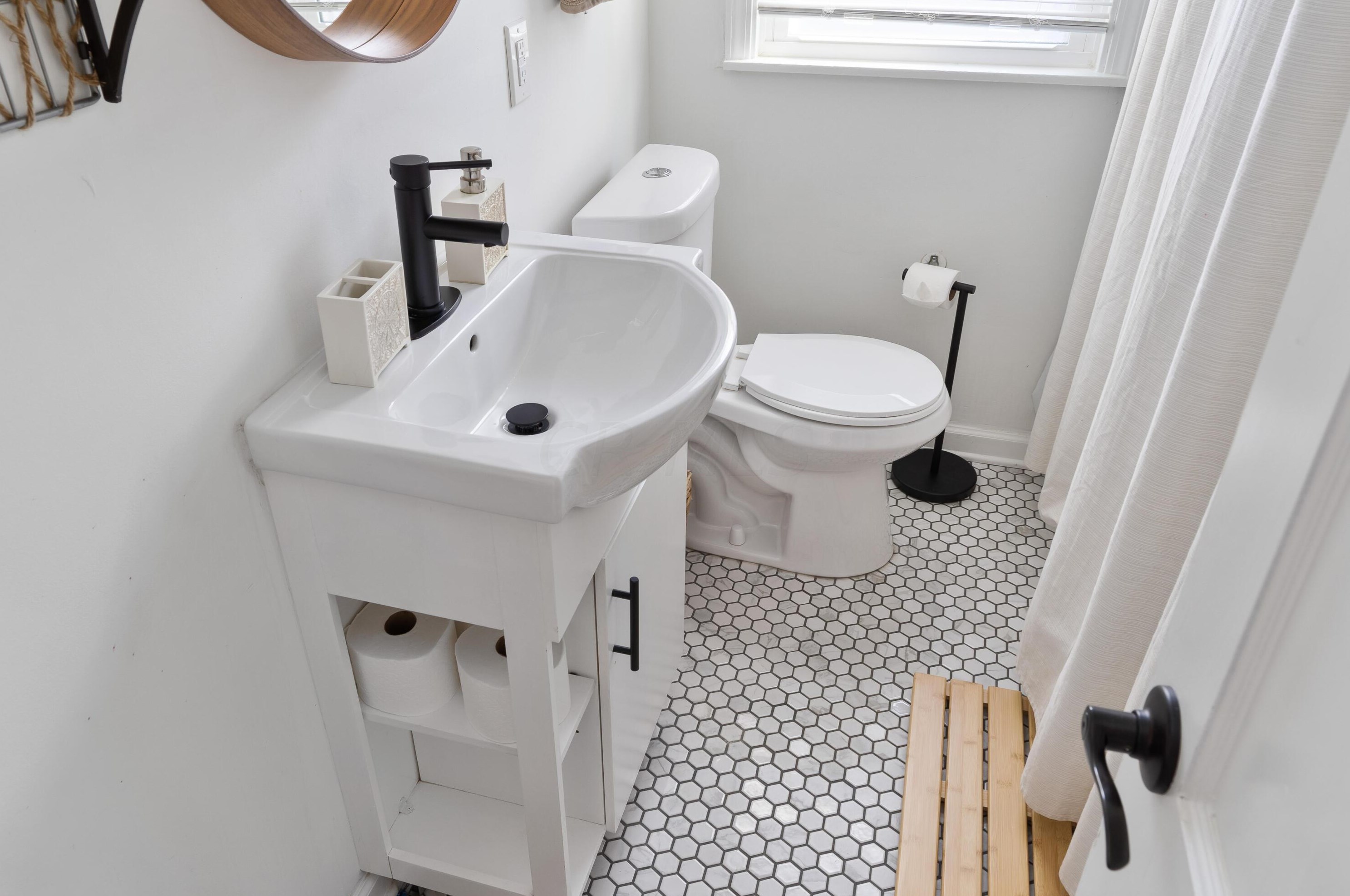 458 Beechwold Blvd, Columbus OH  43214-1802 exterior