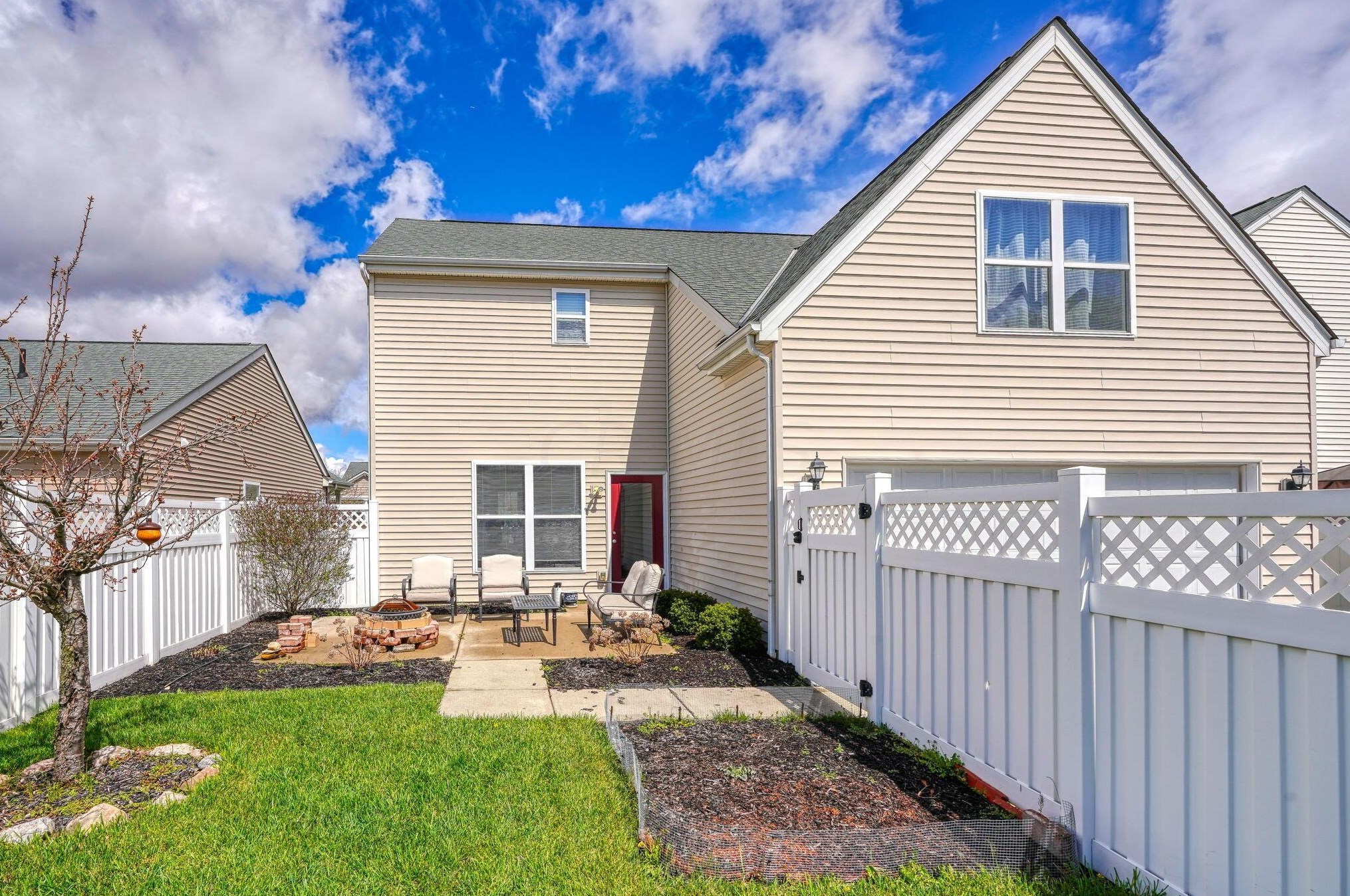 6771 Bigerton Bnd, Cnl Wnchstr OH  43110-1263 exterior