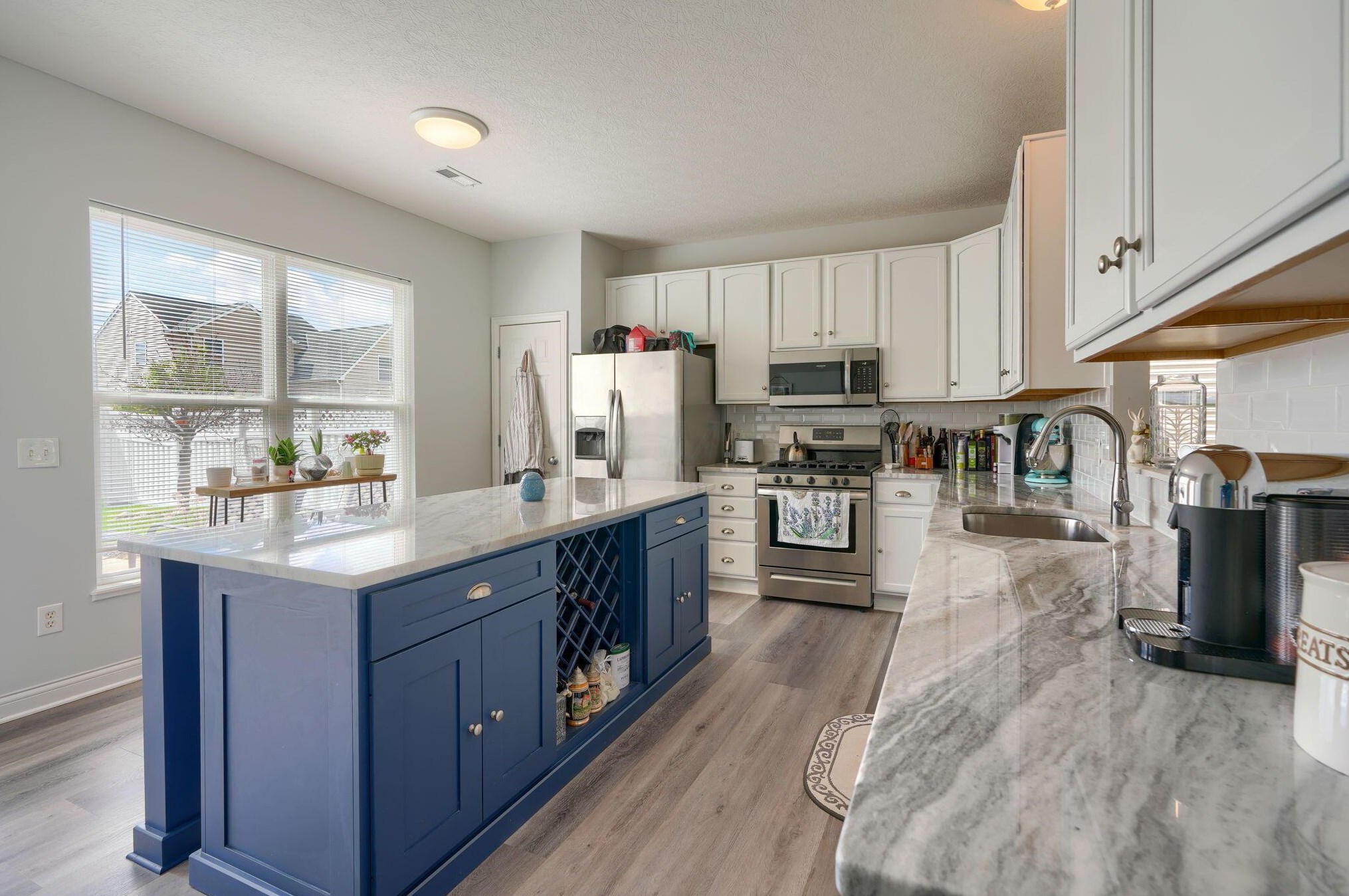 6771 Bigerton Bnd, Cnl Wnchstr OH  43110-1263 exterior