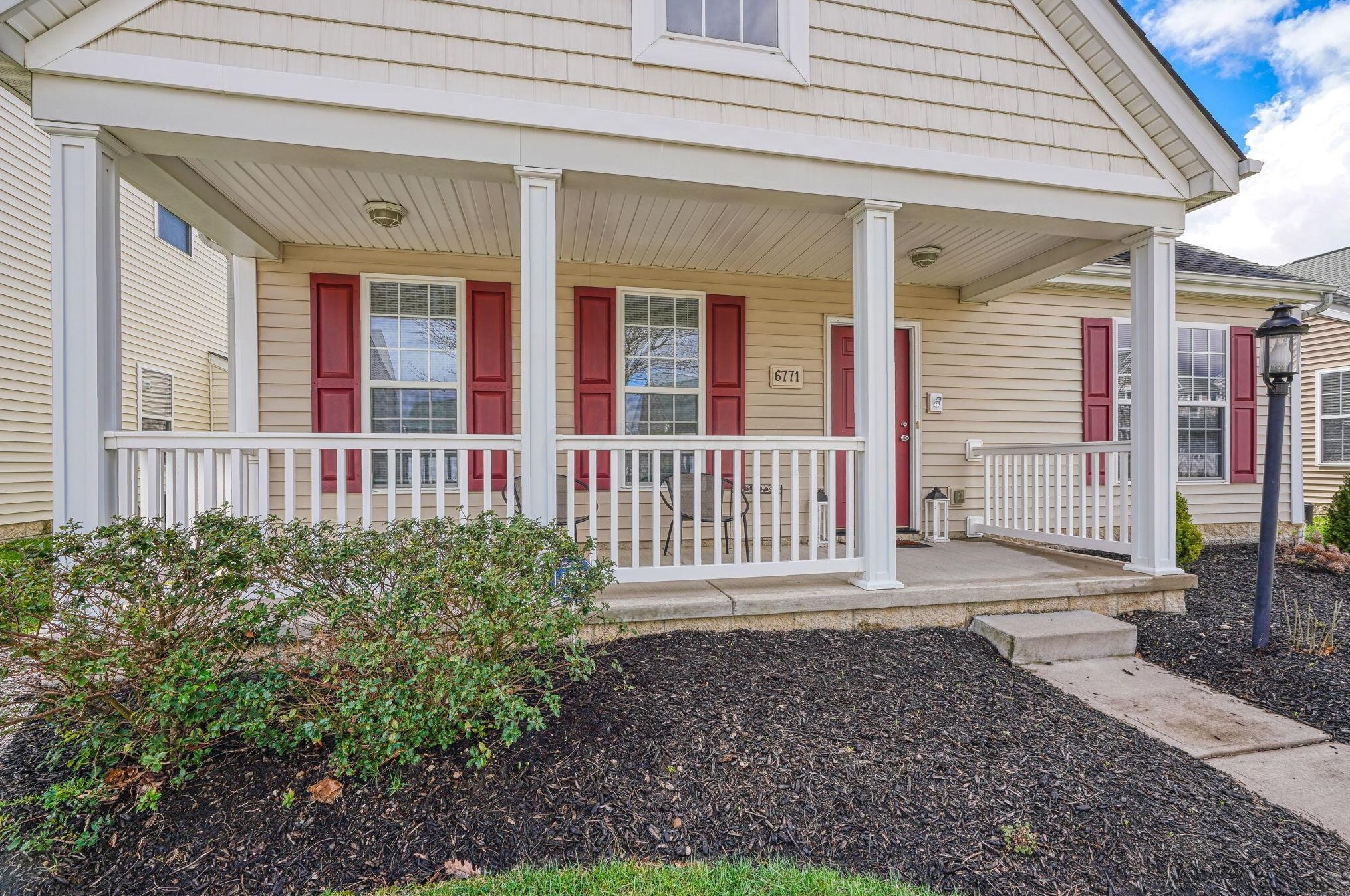 6771 Bigerton Bnd, Cnl Wnchstr OH  43110-1263 exterior