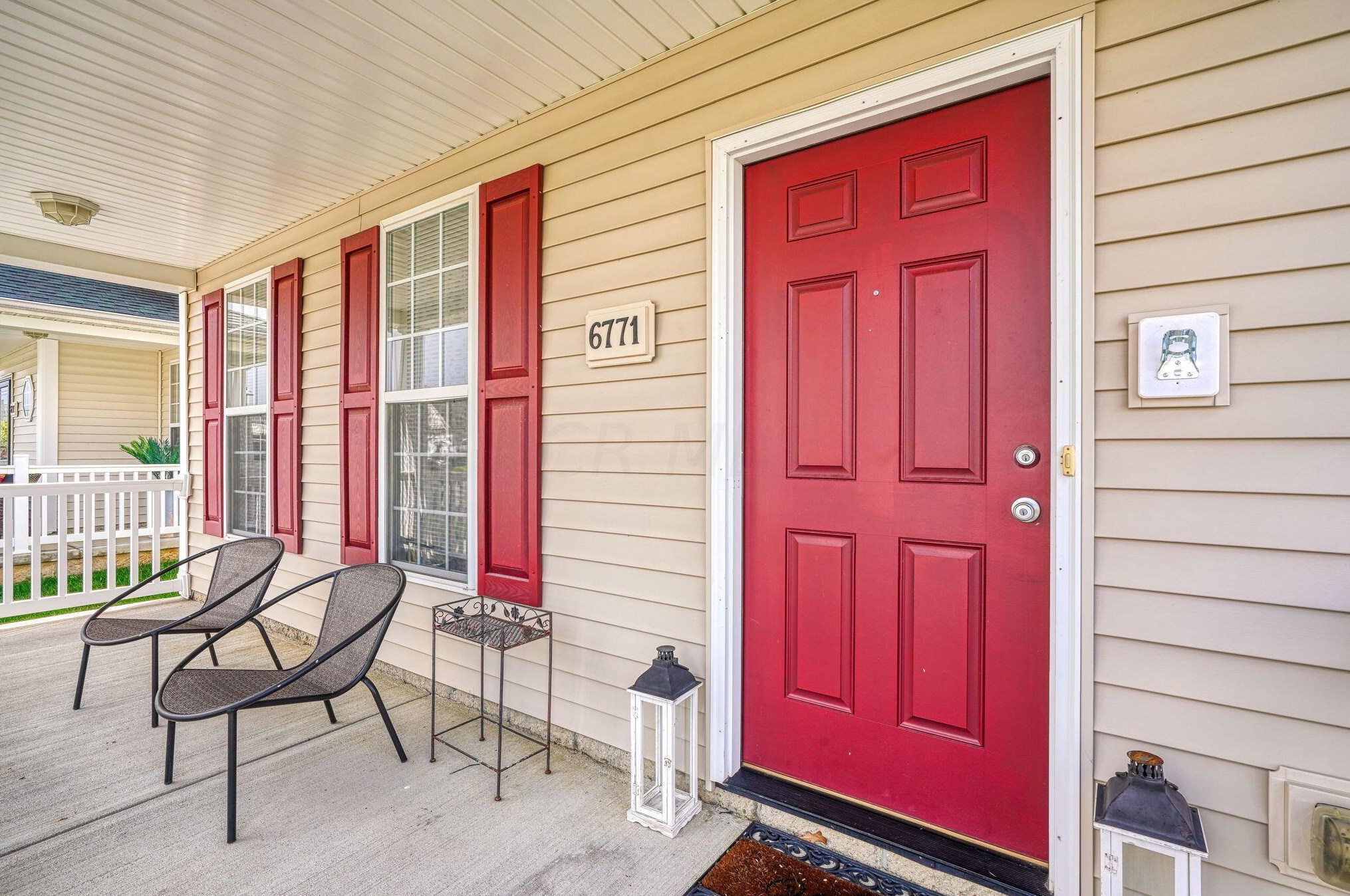 6771 Bigerton Bnd, Cnl Wnchstr OH  43110-1263 exterior