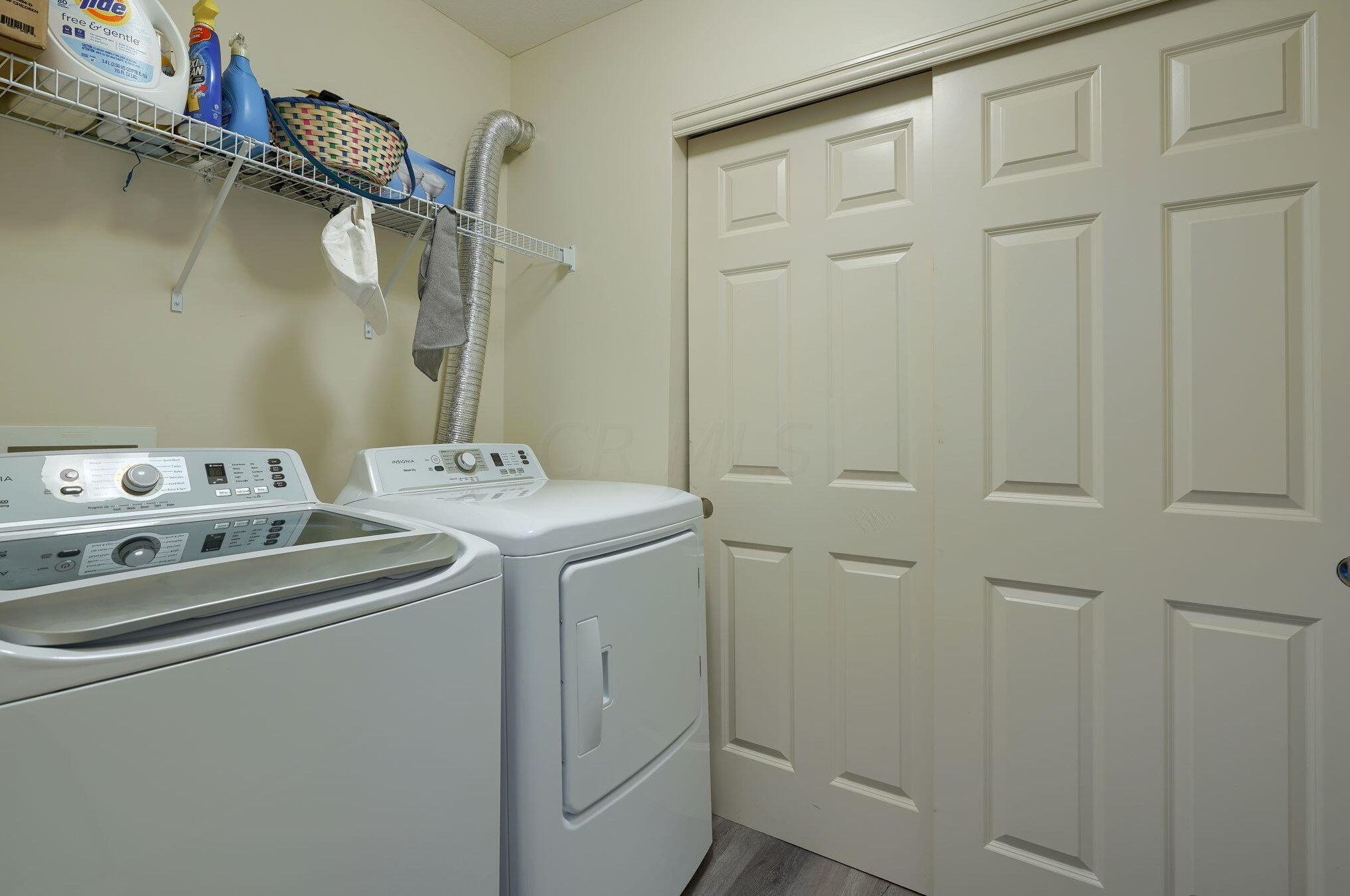 6771 Bigerton Bnd, Cnl Wnchstr OH  43110-1263 exterior