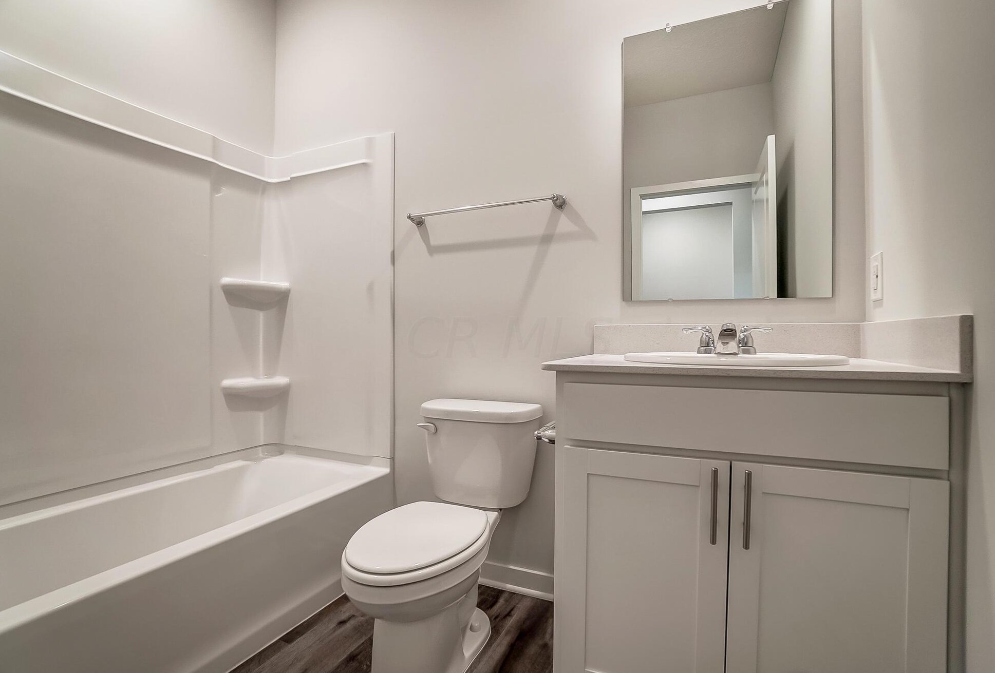 1540 Alton Darby Creek Rd, Columbus OH 43228-9708 exterior