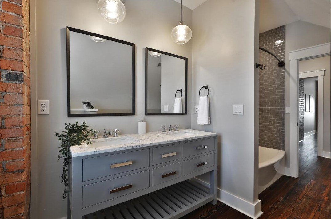 169 Miami Ave, Columbus OH 43203-1867 exterior