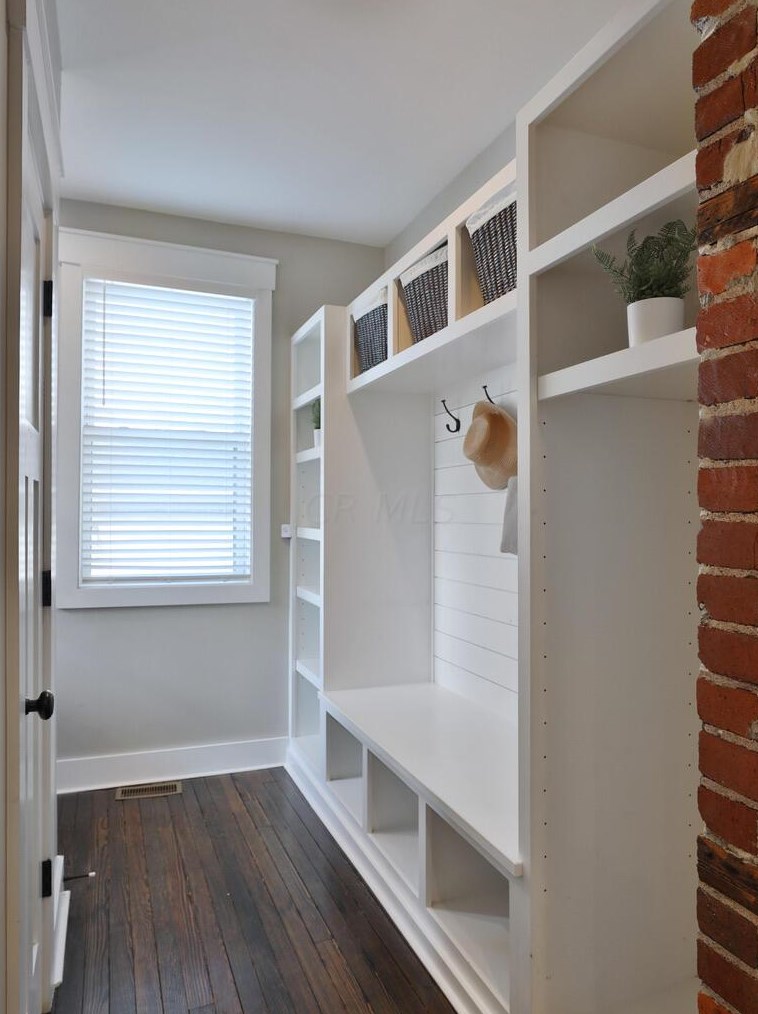 169 Miami Ave, Columbus OH 43203-1867 exterior