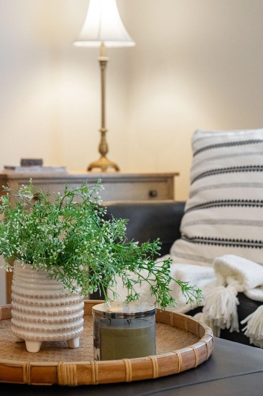 548 Kingfisher Dr, Westerville OH  43082-1064 exterior